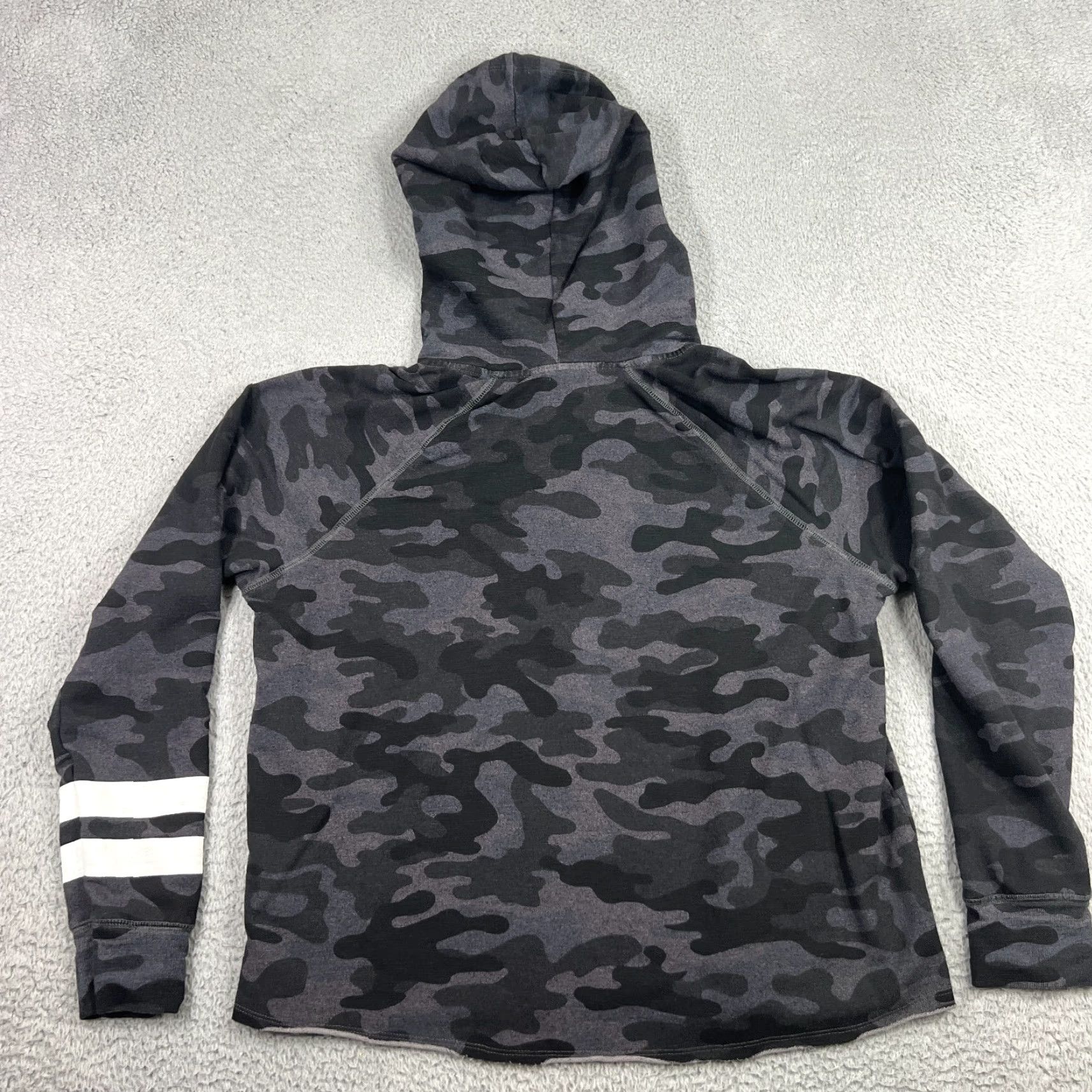 Sundry VINTAGE Sundry Women Sweatshirt Hooded Pullover Black Camouflage Size 3 Pullover Size XS / US 0-2 / IT 36-38 - 7 Thumbnail