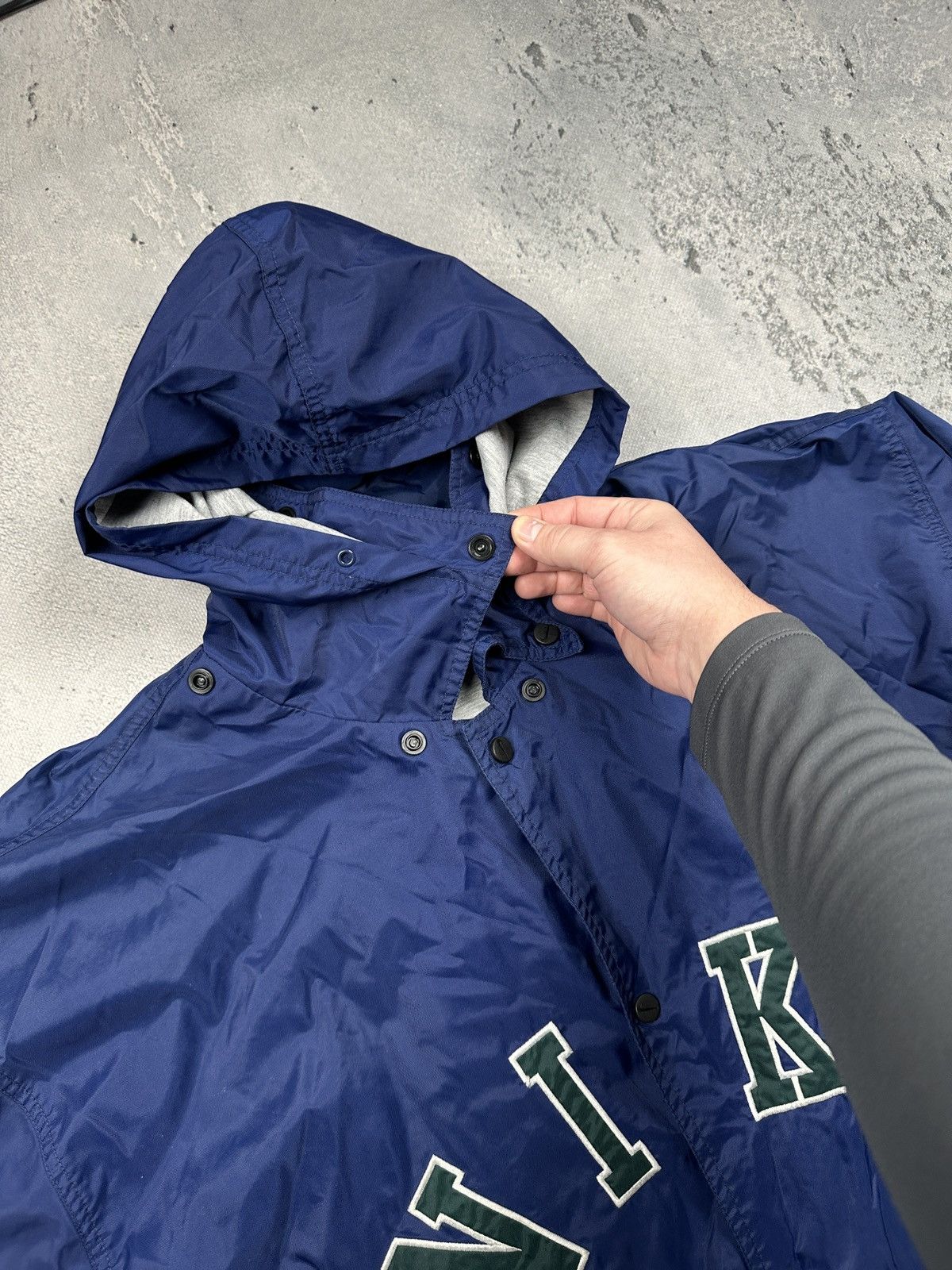 Nike Vintage Nike Swoosh Oversized Hooded Windbreaker Rain Jacket Size US XXL / EU 58 / 5 - 13 Thumbnail