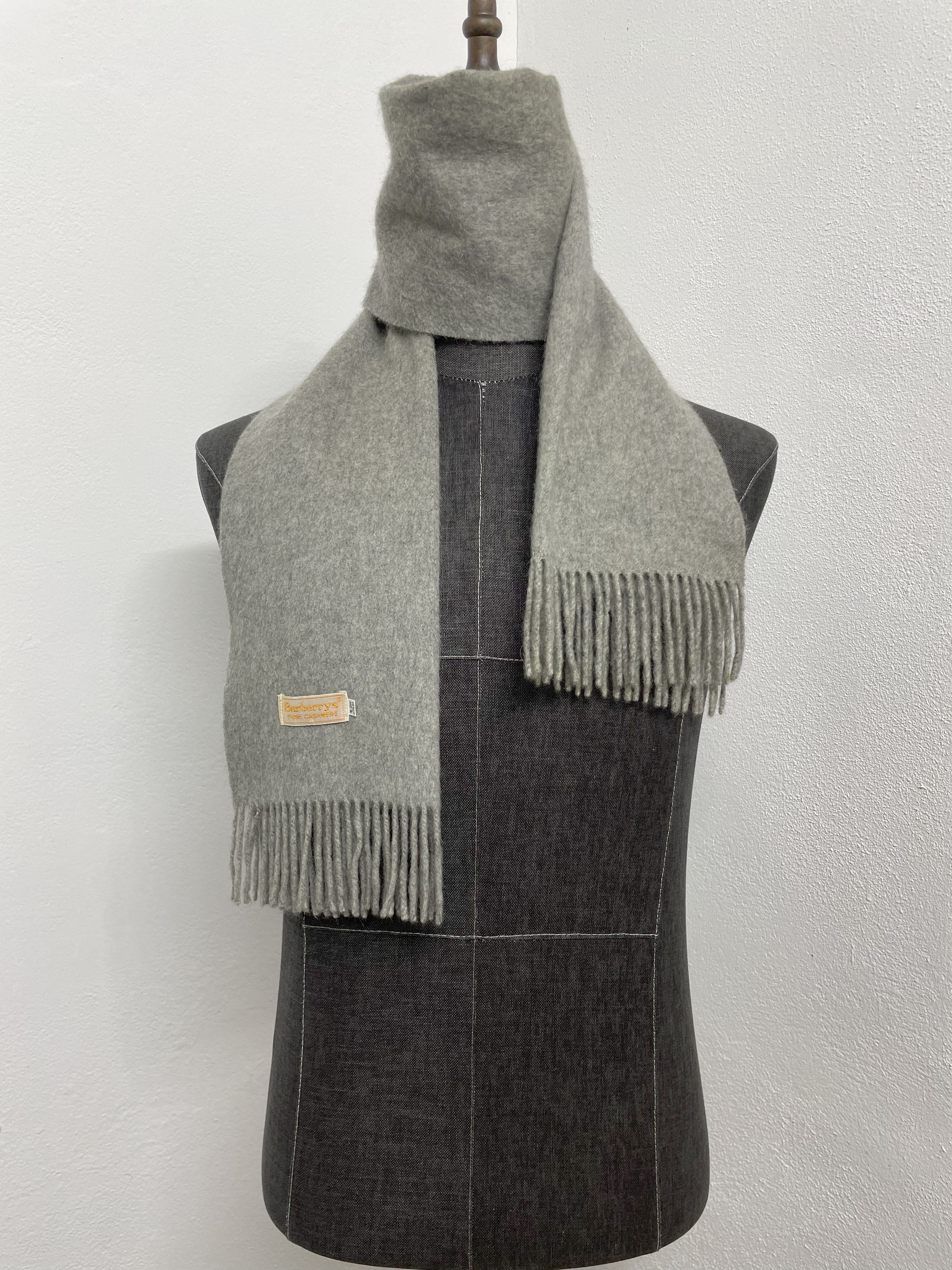 Burberry Burberry Scarf / Muffler - 6181 Size ONE SIZE - 1 Thumbnail