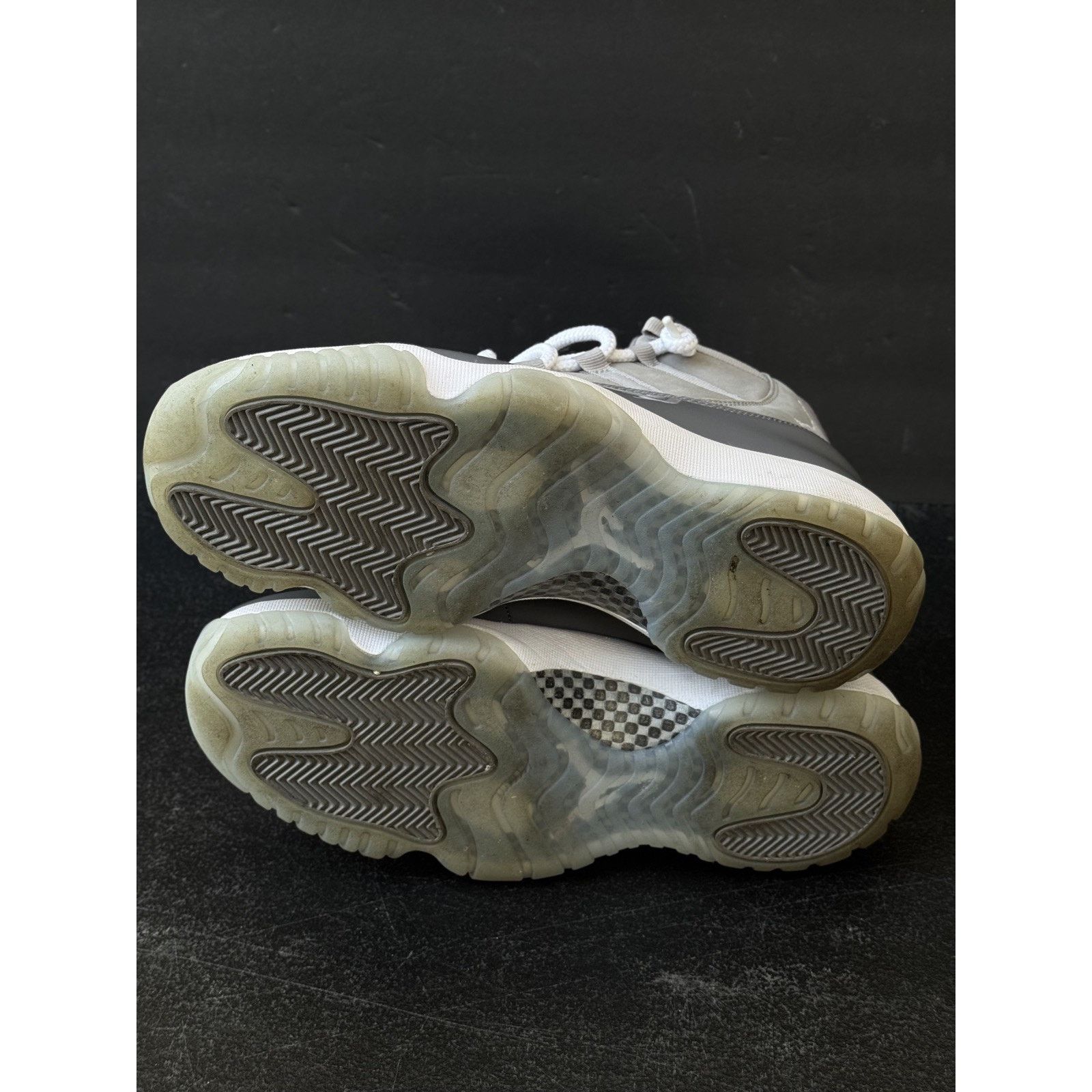 Jordan Brand Air Jordan 11 Retro Cool Grey High-Top size 10 ( No Box ) Size US 10 / EU 43 - 7 Thumbnail