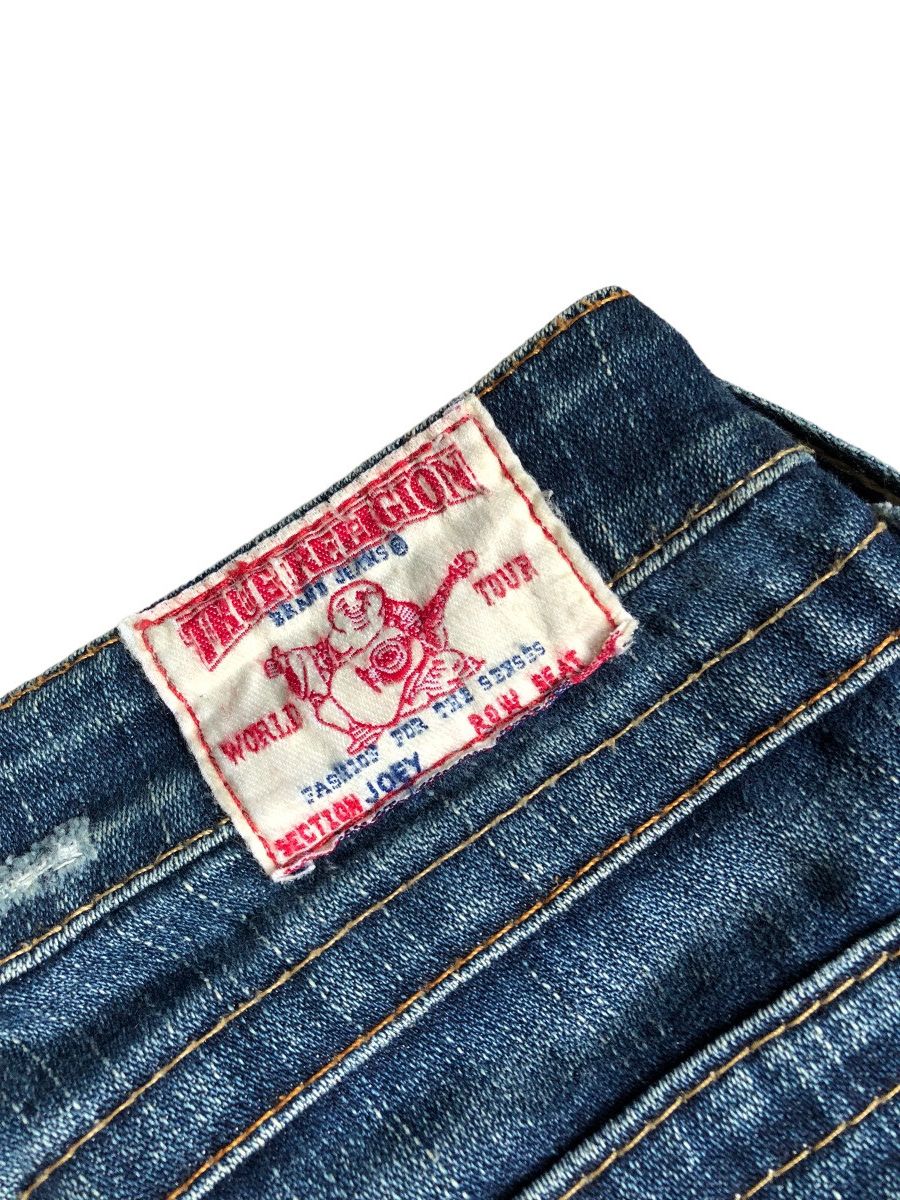 True Religion True Religion Joey low rise spiral cut flared jeans Size US 31 - 11 Thumbnail