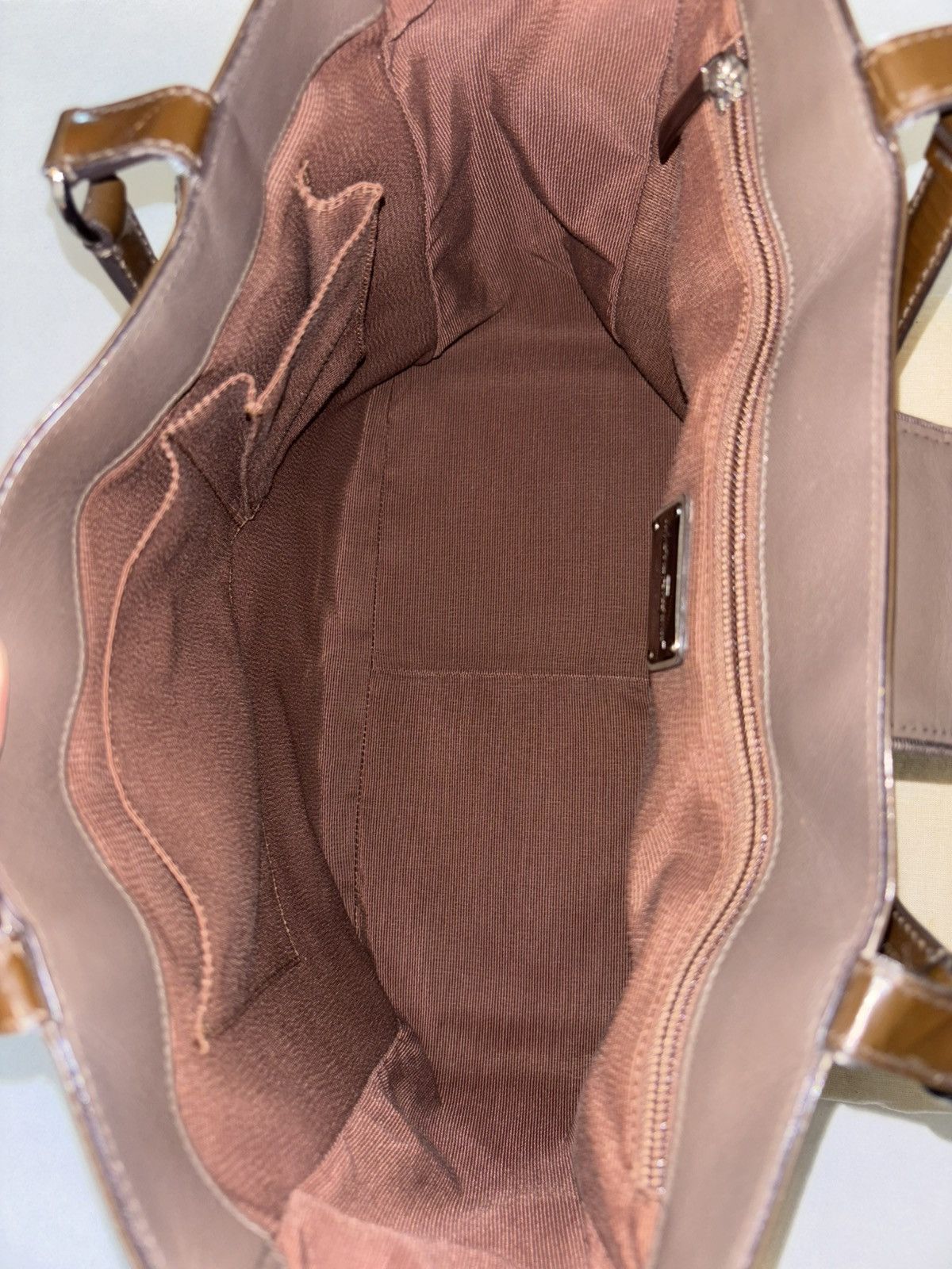 Salvatore Ferragamo Brown Patent Leather Ferragamo Tote Size ONE SIZE - 16 Thumbnail