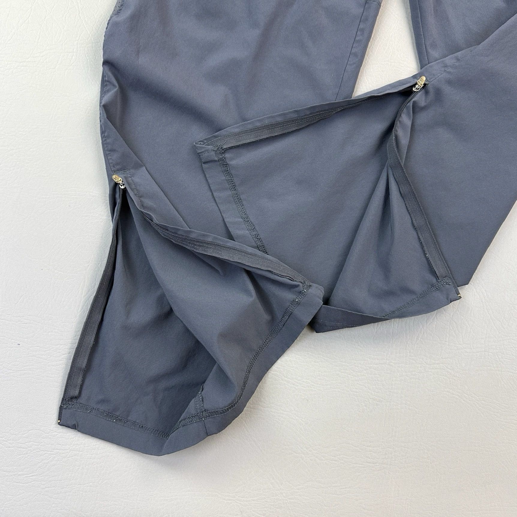 Champion Champion Track Pants Mens XL Gray Lightweight Vented Ankle Zip Jogger Athleisure Size US 36 / EU 52 - 2 Thumbnail