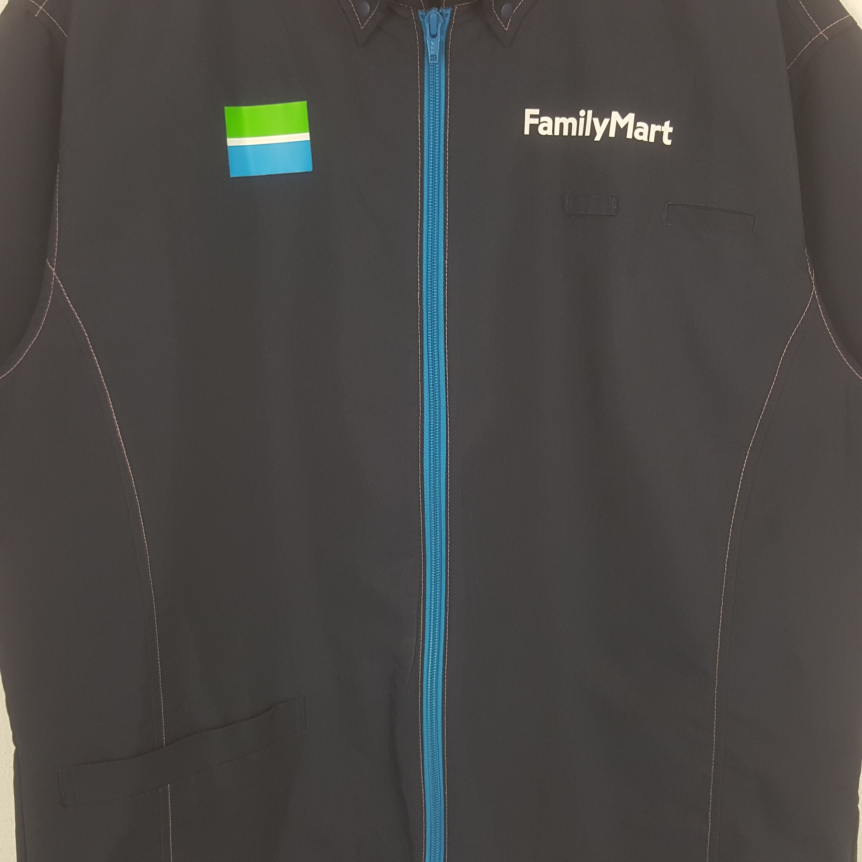 Japanese Brand Vintage Family Mart Japanese Uniform Jacket C301N7 Size US L / EU 52-54 / 3 - 4 Thumbnail