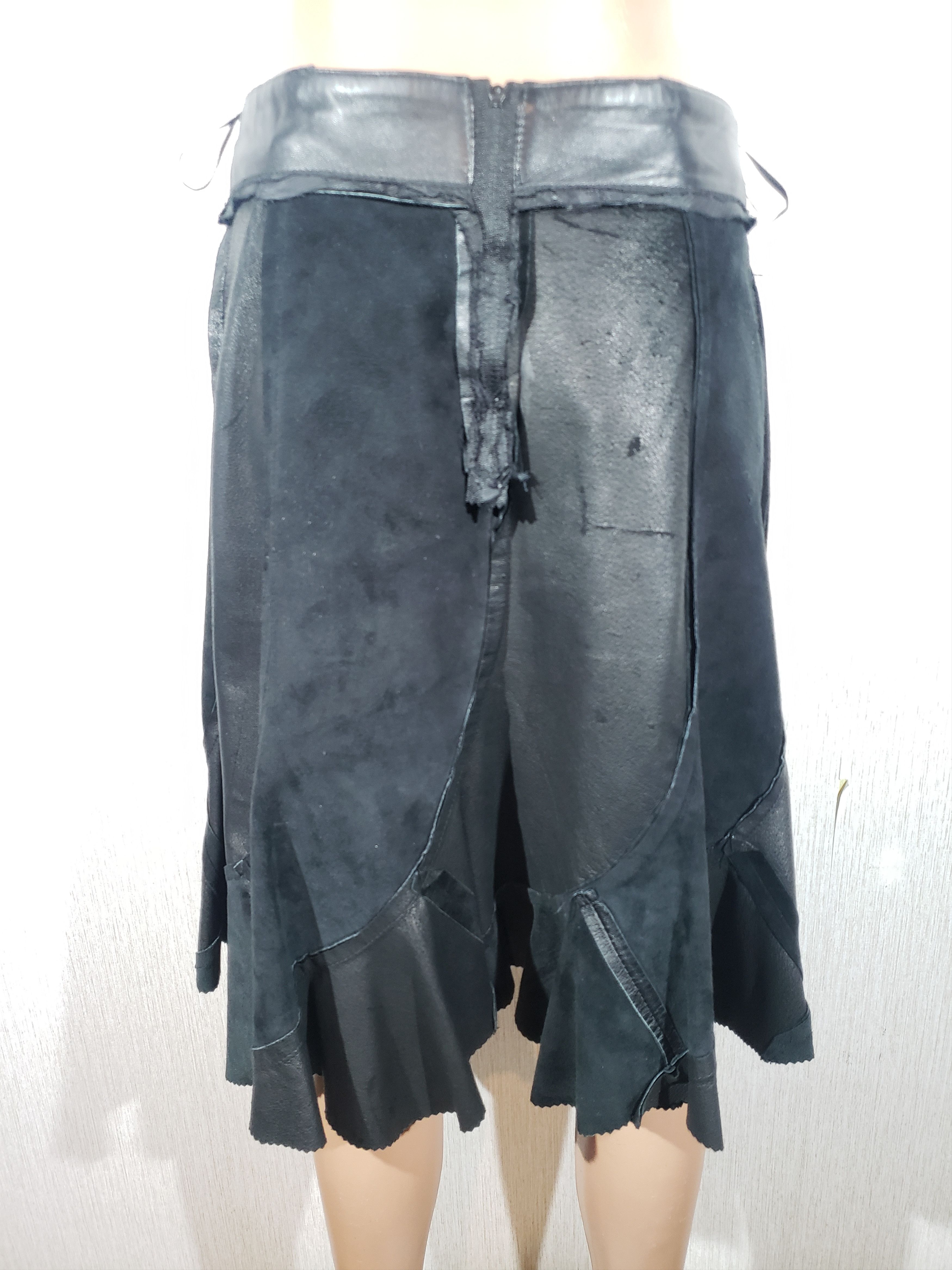 Genuine Leather Black combined leather skirt with pleats. Size 28" / US 6 / IT 42 - 9 Thumbnail