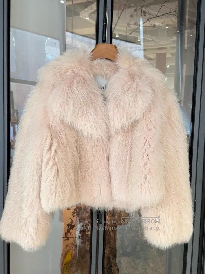 Valentino Valentino Pink fox fur coat Size S / US 4 / IT 40 - 1 Thumbnail