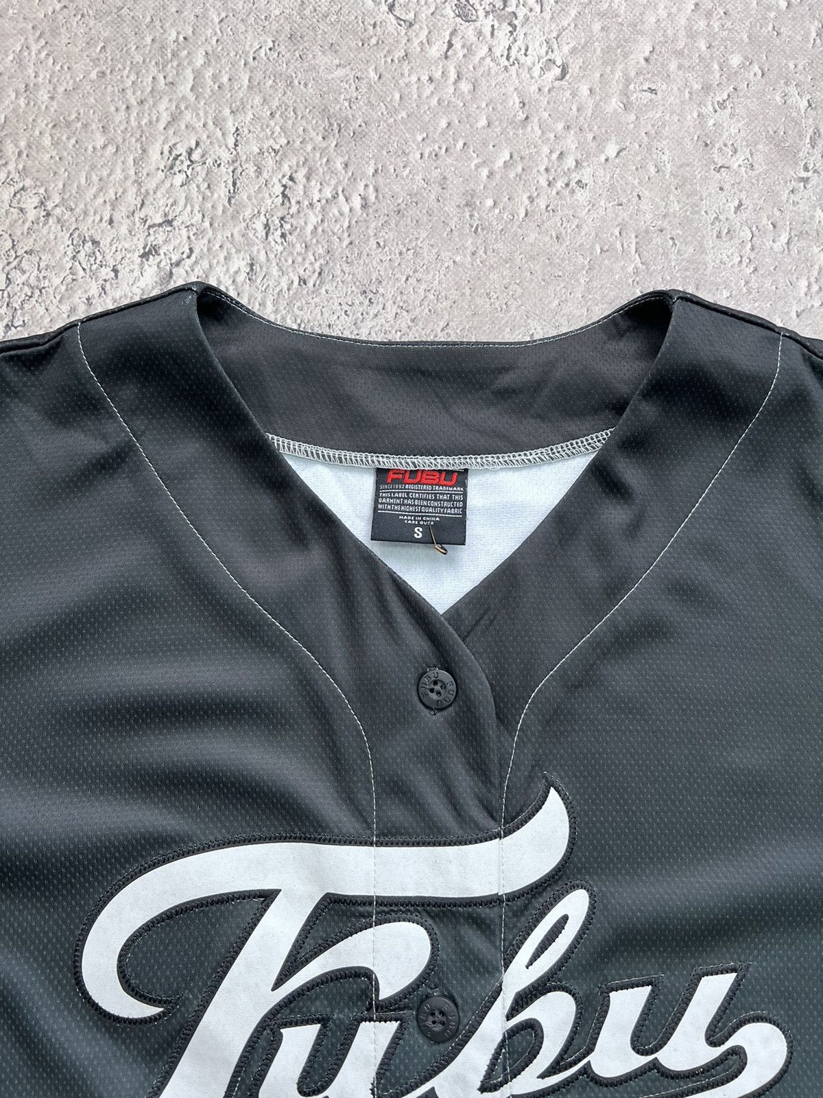 Fubu × Vintage VINATGE FUBU OVERSIZED RAP T-SHIRT BIG LOGO Size US S / EU 44-46 / 1 - 5 Thumbnail