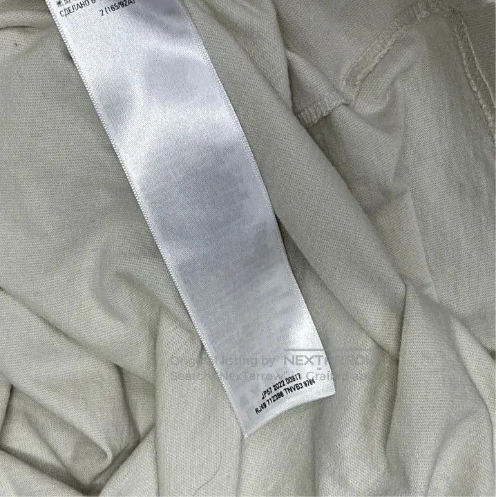 Balenciaga Balenciaga Be Different Graphic T. Size US M / EU 48-50 / 2 - 5 Thumbnail