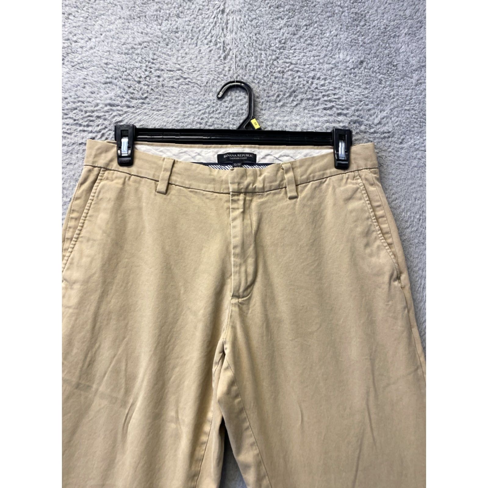 Banana Republic Banana Republic Chino Pants Men 32x32 Khaki Flat Front Straight Leg Button Zip Regular 32in Khaki Mens Pants Chino 32 Regular Ban Republic? Size US 32 / EU 48 - 2 Thumbnail