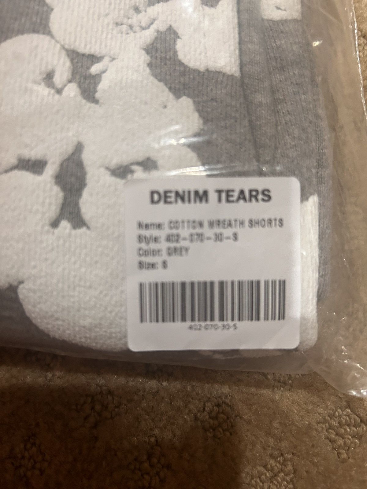 DENIM TEARS Denim Tear The Cotton Wreath Shorts Grey | Grailed DENIM TEARS Denim Tear The Cotton Wreath Shorts Grey | Grailed