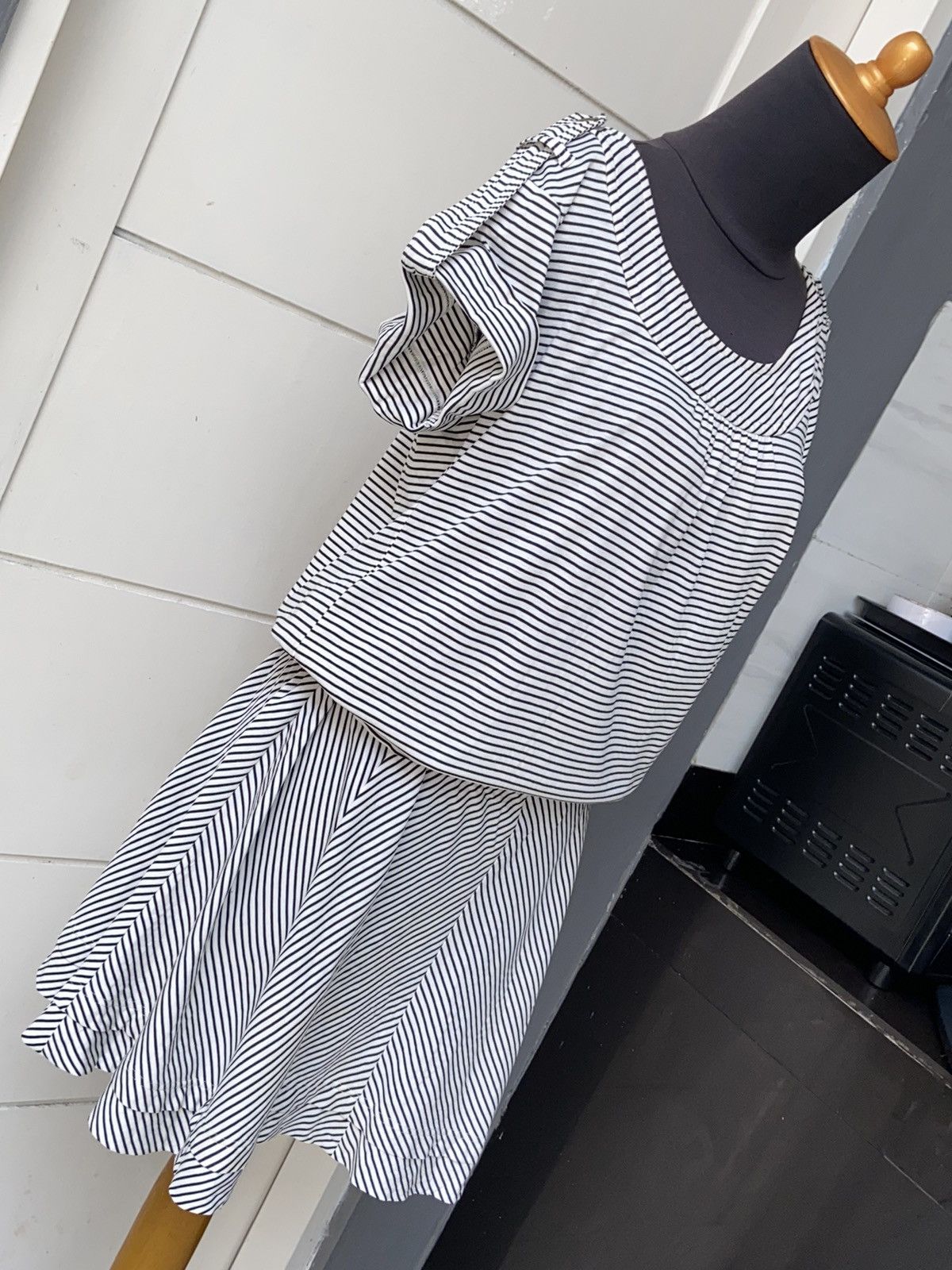 Burberry BURBERRY Striped Midi Dress Size XS / US 0-2 / IT 36-38 - 3 Thumbnail