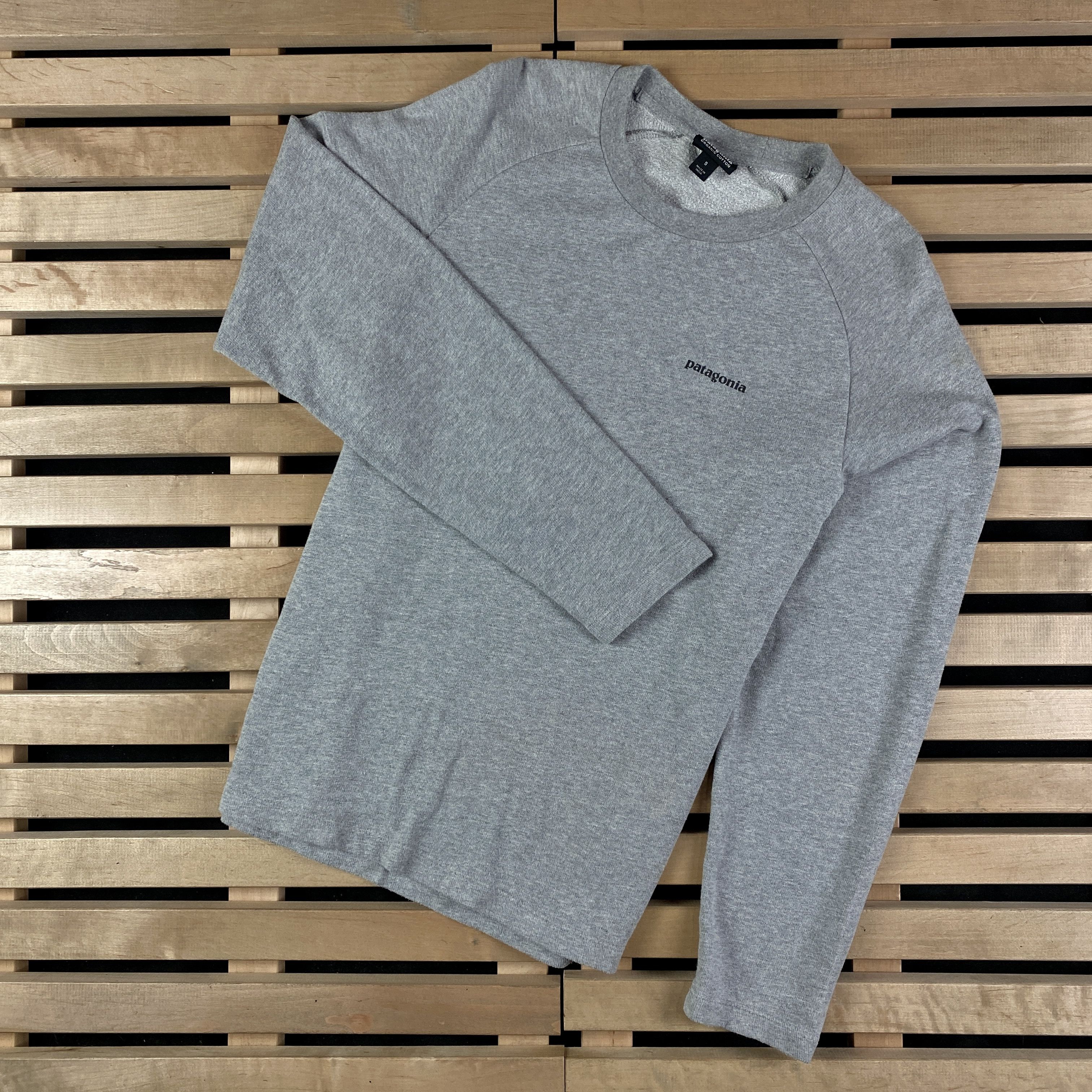 Patagonia Mens Long Sleeve Sweatshirt Patagonia Size S Cotton Size US S / EU 44-46 / 1 - 1 Thumbnail