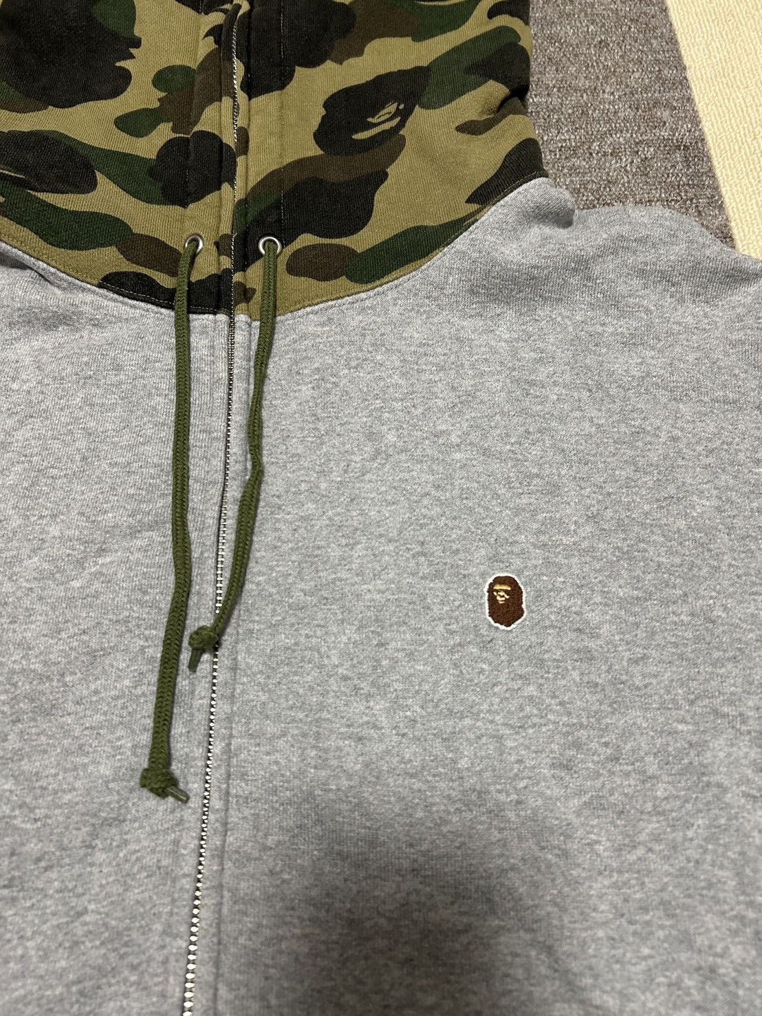 Bape Bape Gray One point Green Camo Zip Hoodie Size US L / EU 52-54 / 3 - 5 Thumbnail