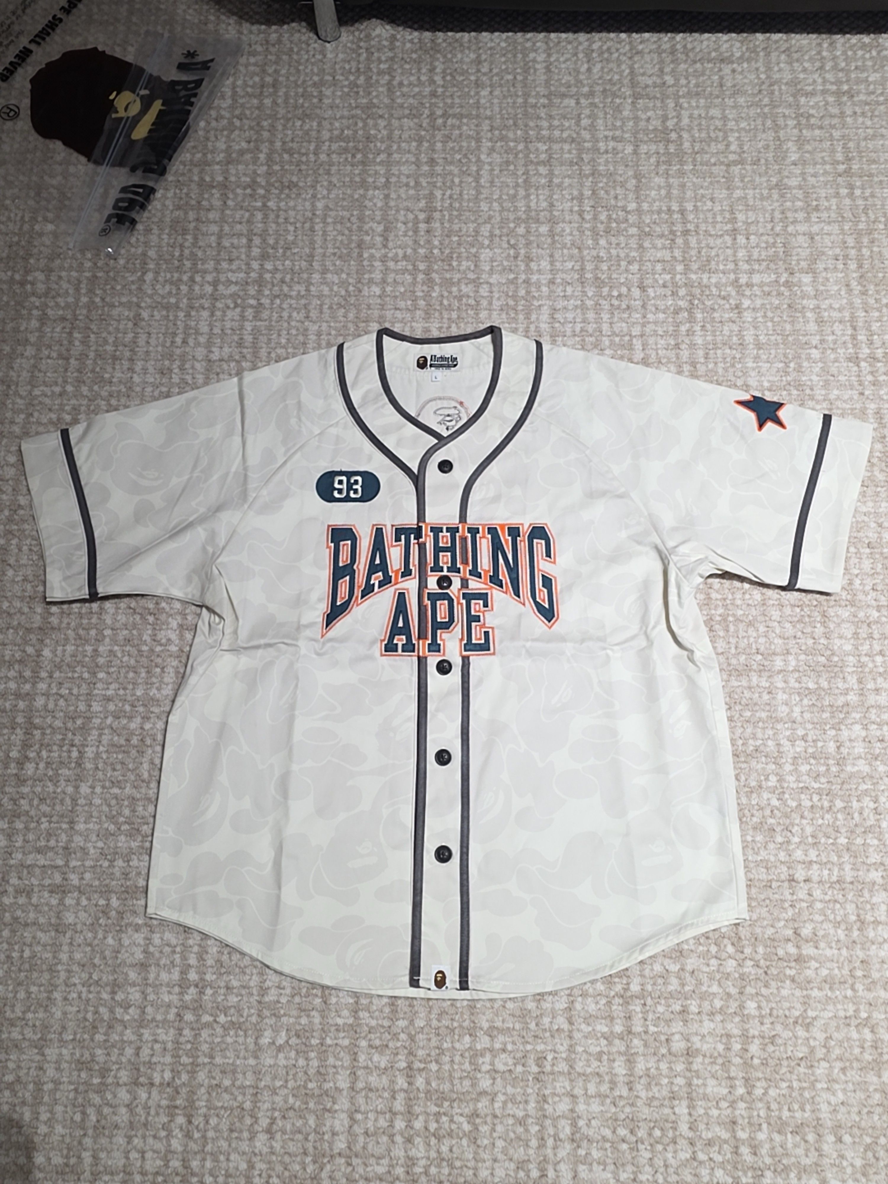 Bape A BATHING APE Jacquard Camo Baseball Shirt Size L Size US L / EU 52-54 / 3 - 1 Thumbnail