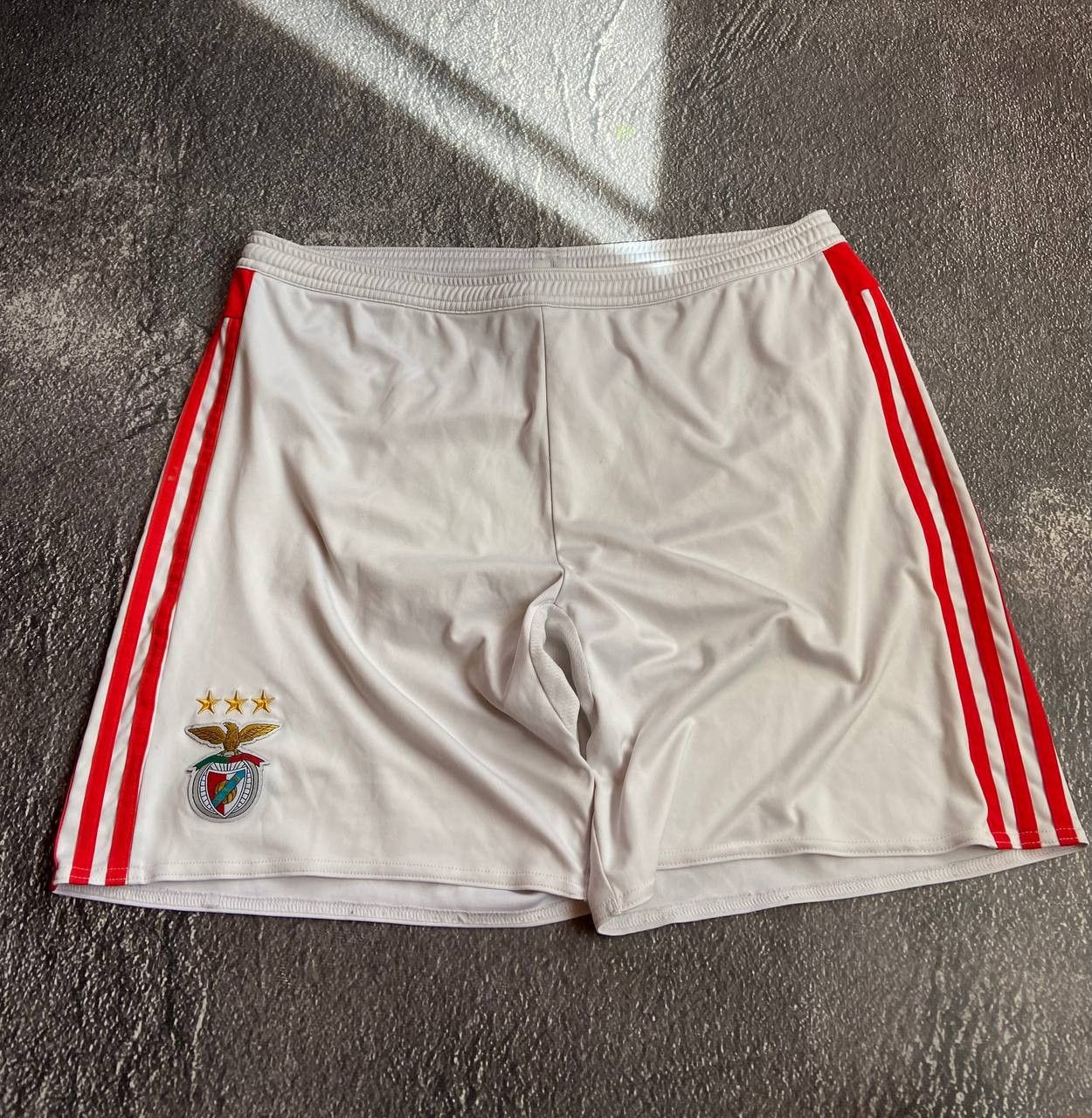Adidas Adidas Benfica football shorts Size US 34 / EU 50 - 1 Thumbnail