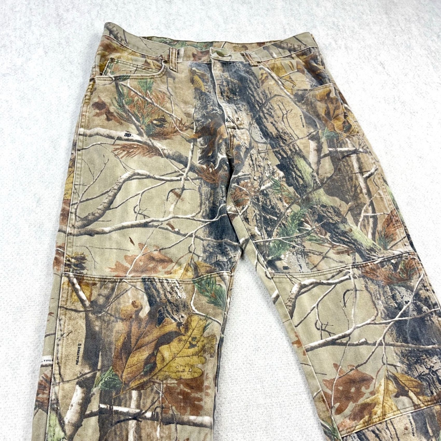 Wrangler VINTAGE Wrangler Jeans Men 34x29 Camo Realtree Hardwood Baggy Y2K Double Knee Brown Size US 34 / EU 50 - 7 Thumbnail