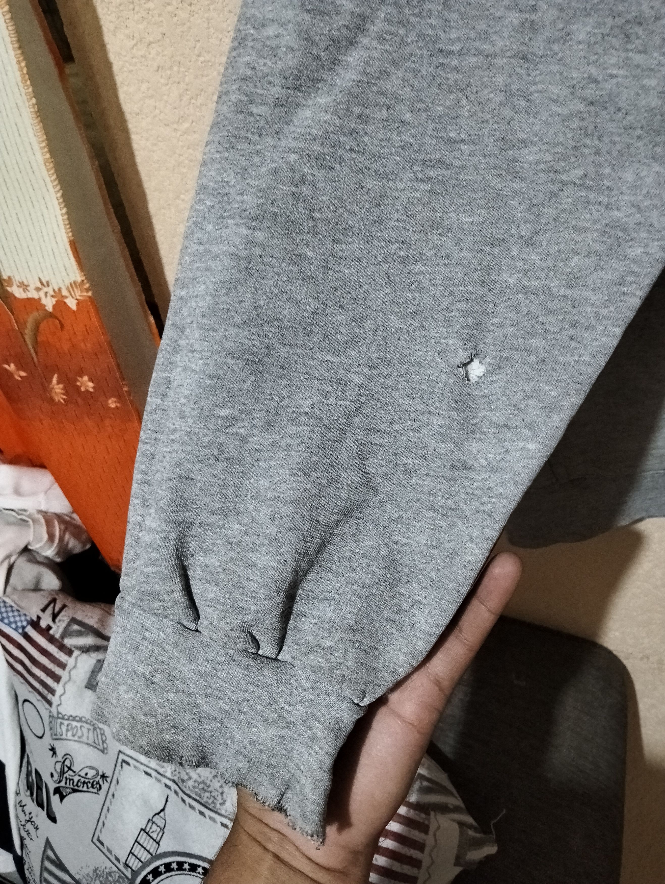 Nike × Vintage Vintage Nike Center swoosh Hoodie Size US L / EU 52-54 / 3 - 4 Thumbnail