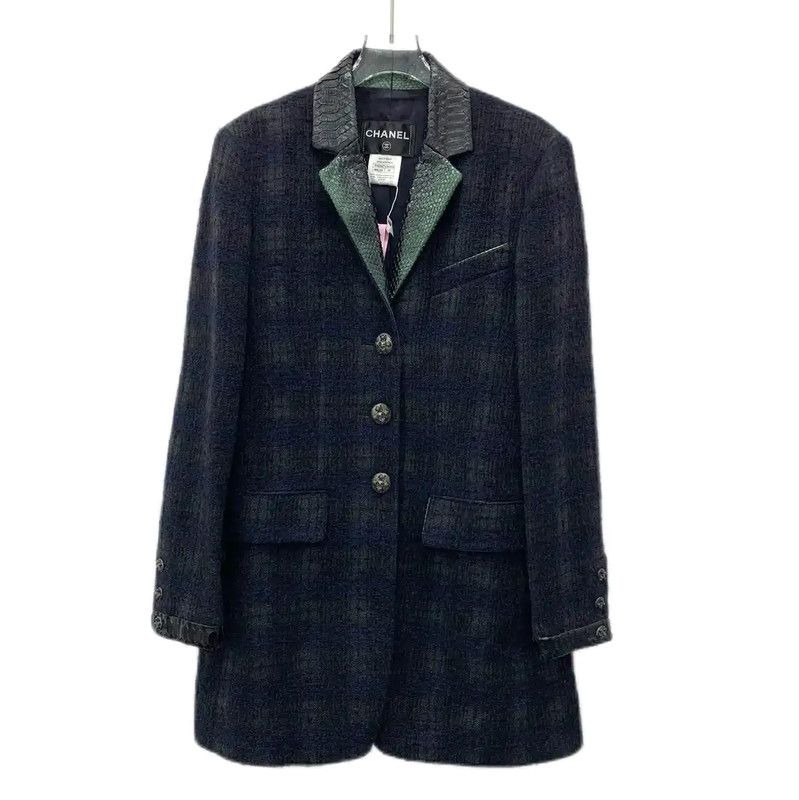 Chanel Chanel Black Wool Women's Coat Size XS 0089 Size XS / US 0-2 / IT 36-38 - 1 Thumbnail