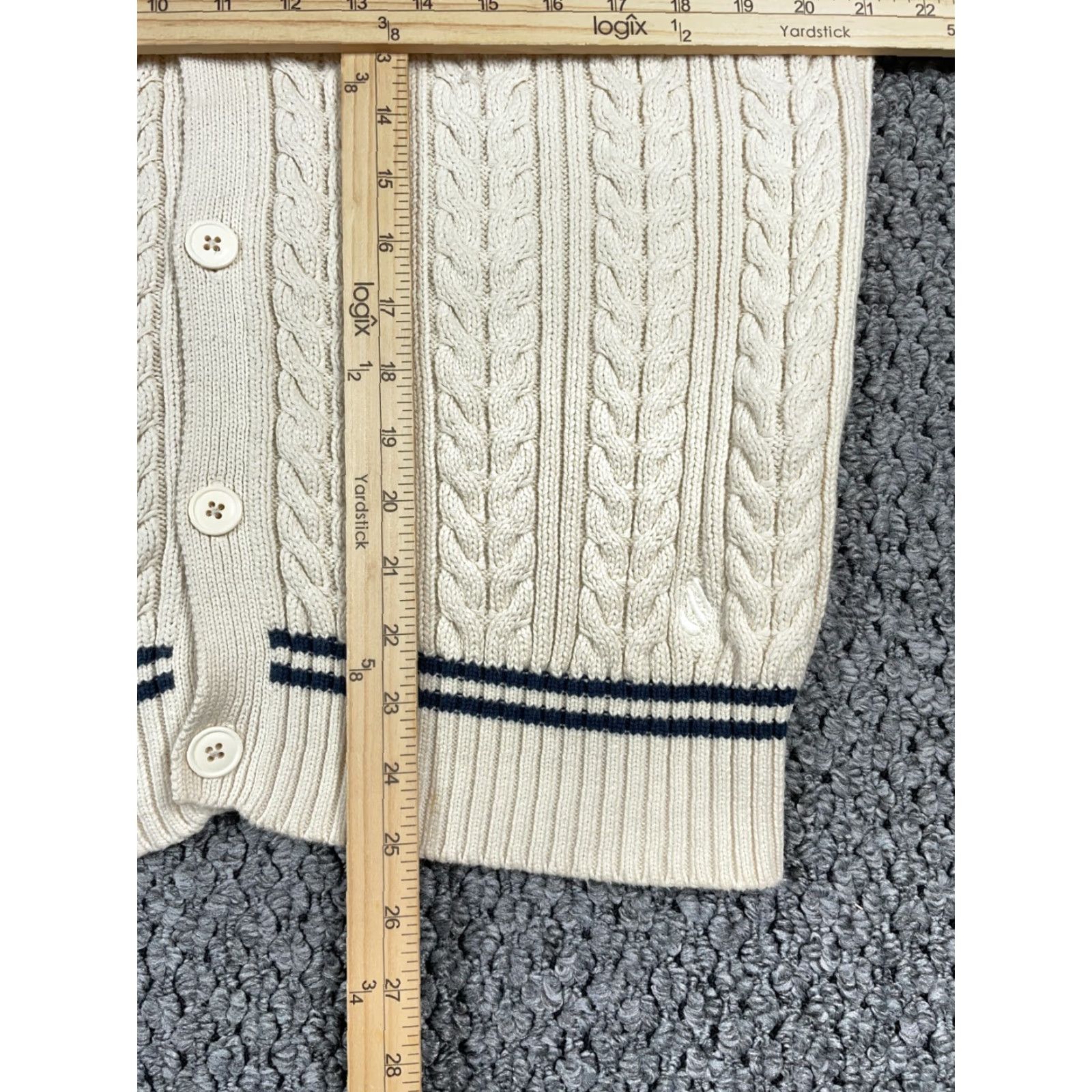 Nautica Nautica Tennis Style Sweater Vest Adult Medium Beige Blue Cable Knit Button Up Vest Womens/Mens? Size US M / EU 48-50 / 2 - 6 Thumbnail