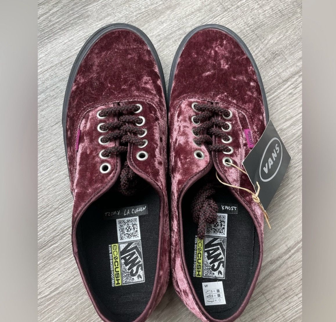 Vans Vans x Alex Knost x Lee-Ann Curren Sneakers Burgundy Velvet Size US 10 / EU 43 - 10 Thumbnail