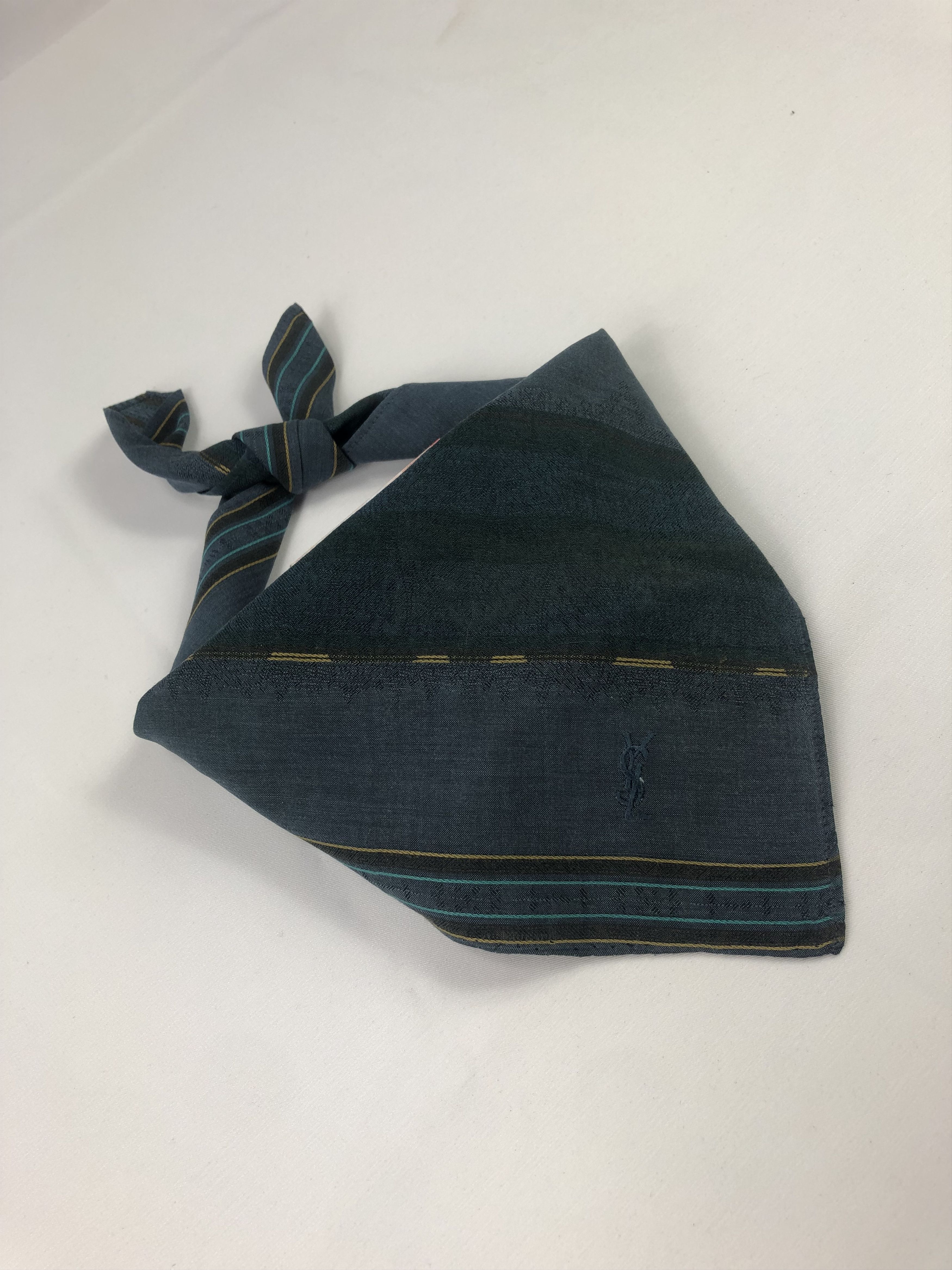 Yves Saint Laurent Yves Saint Laurent Handkerchief / Bandana / Neckerchief Size ONE SIZE - 2 Thumbnail