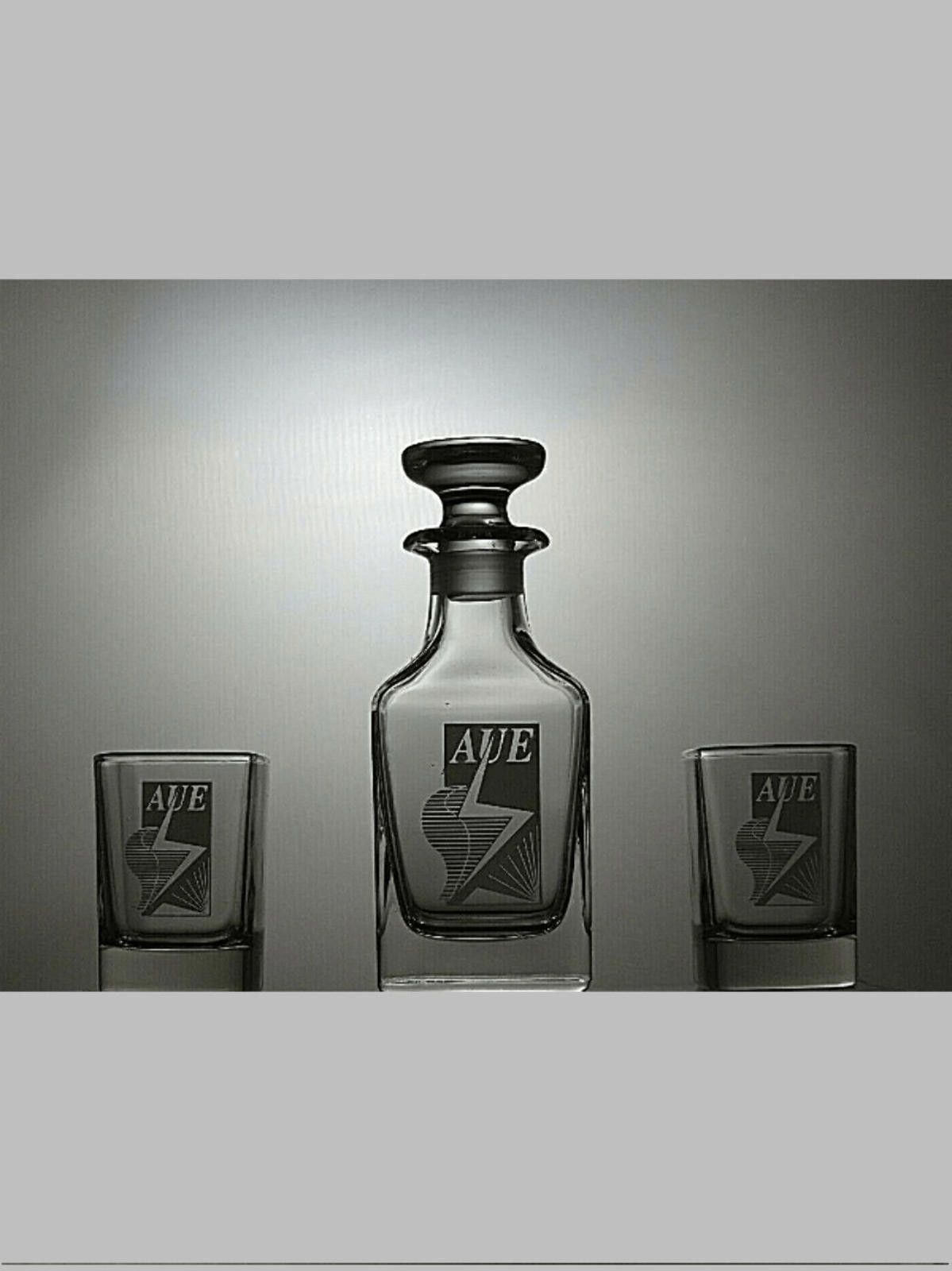 Decanter and 2 Shot Liqueur Glasses in Box Engraved AUE