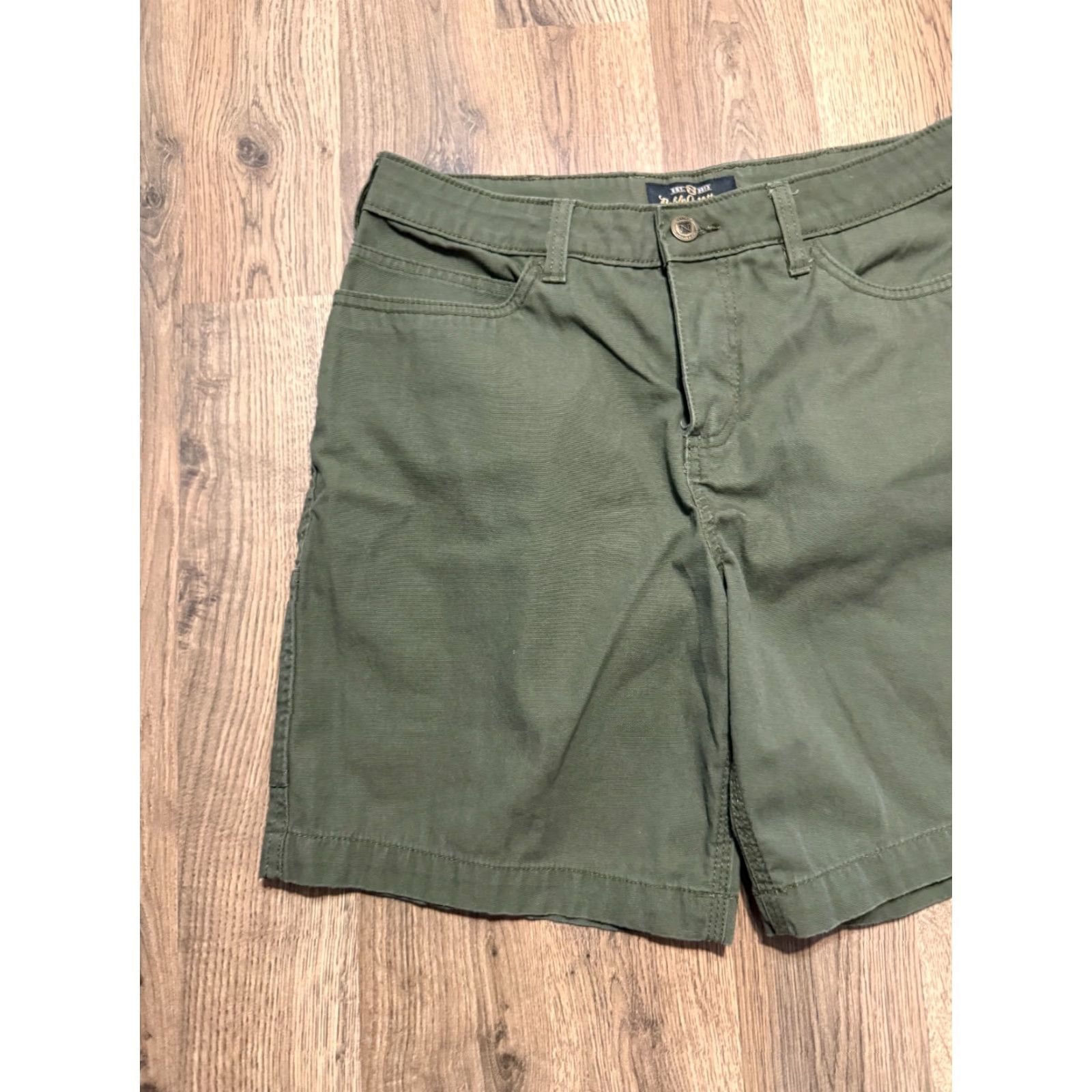 Vintage Noble Outfitters Shorts Women's Size 6 Green Mid Rise Pockets Casual Size 28" / US 6 / IT 42 - 3 Thumbnail