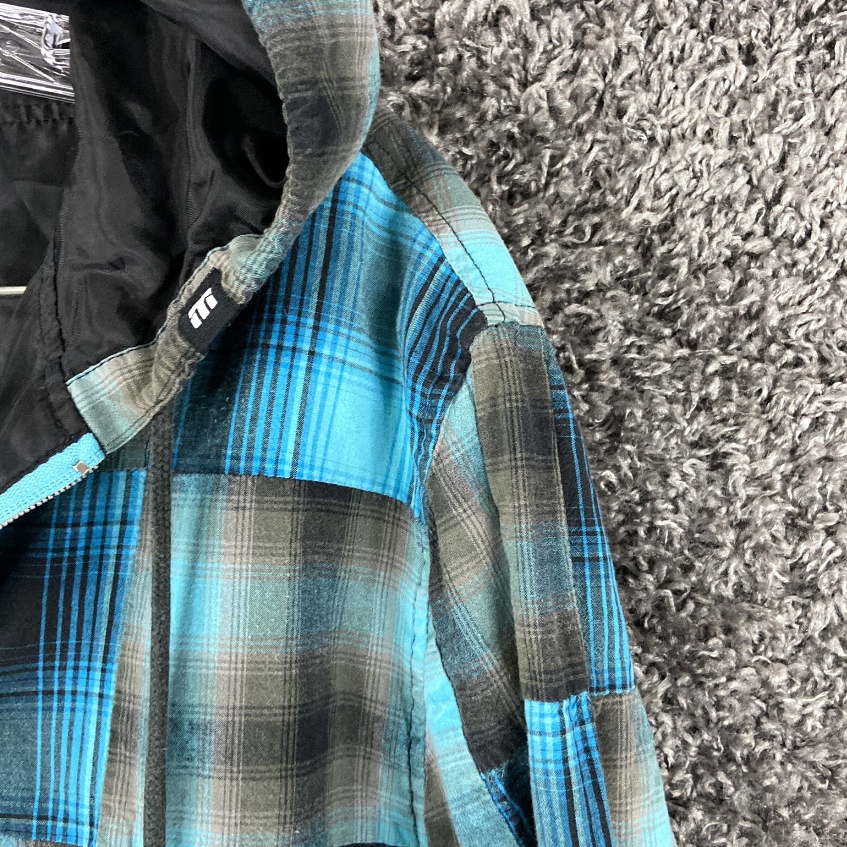 Vintage VINTAGE Ethies Thin Zip Up Jacket Blue Plaid Hooded Men L Jacket Blue Plaid Mens Large Size US L / EU 52-54 / 3 - 5 Thumbnail
