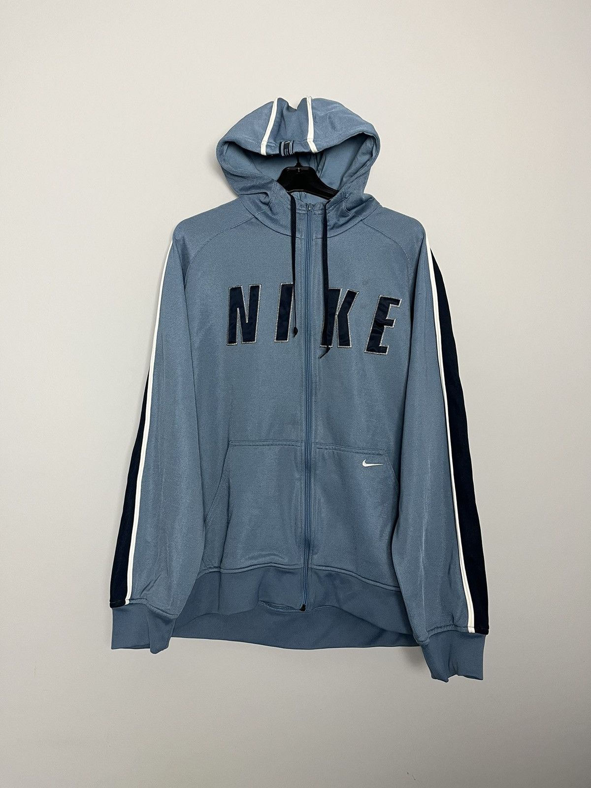 Vintage Vintage Nike zip hoodie spellout logo 90s y2k hype Size US XL / EU 56 / 4 - 1 Thumbnail