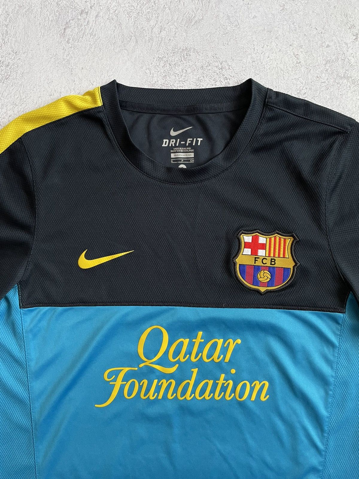 Other Barcelona 2012/2013 Training Shirt Jersey Soccer Kit Tee Size US S / EU 44-46 / 1 - 3 Thumbnail