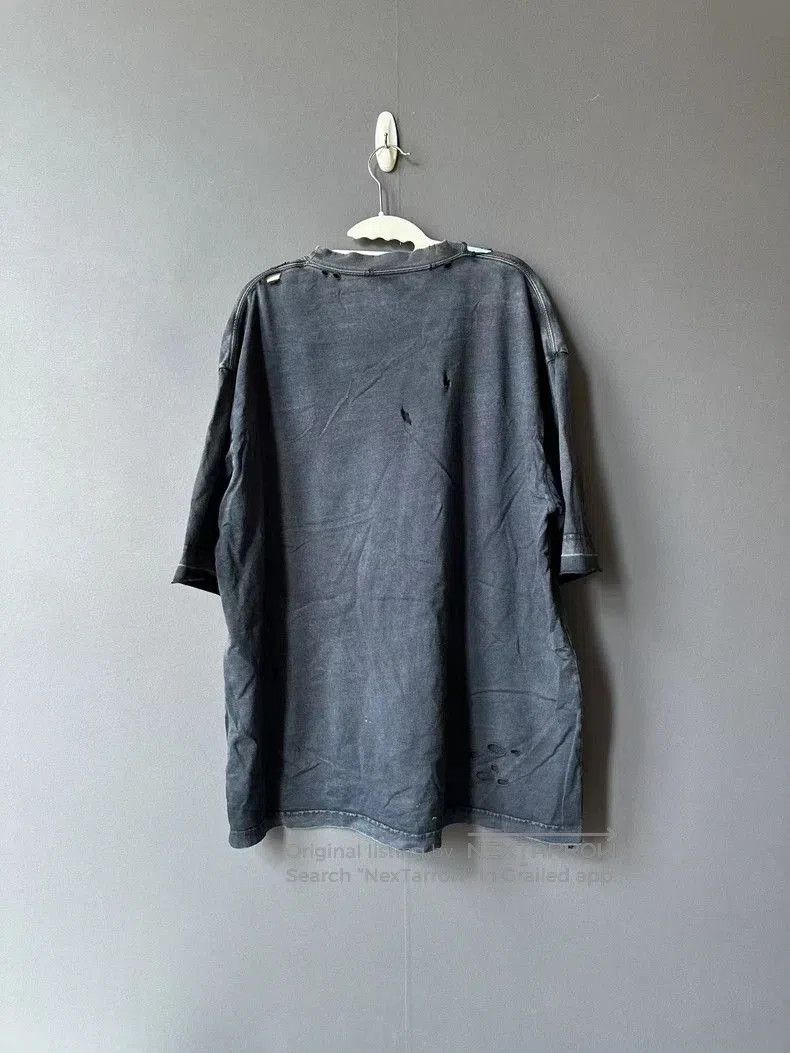 Balenciaga Balenciaga Distressed Scissors T-shirt. Size US XL / EU 56 / 4 - 2 Thumbnail