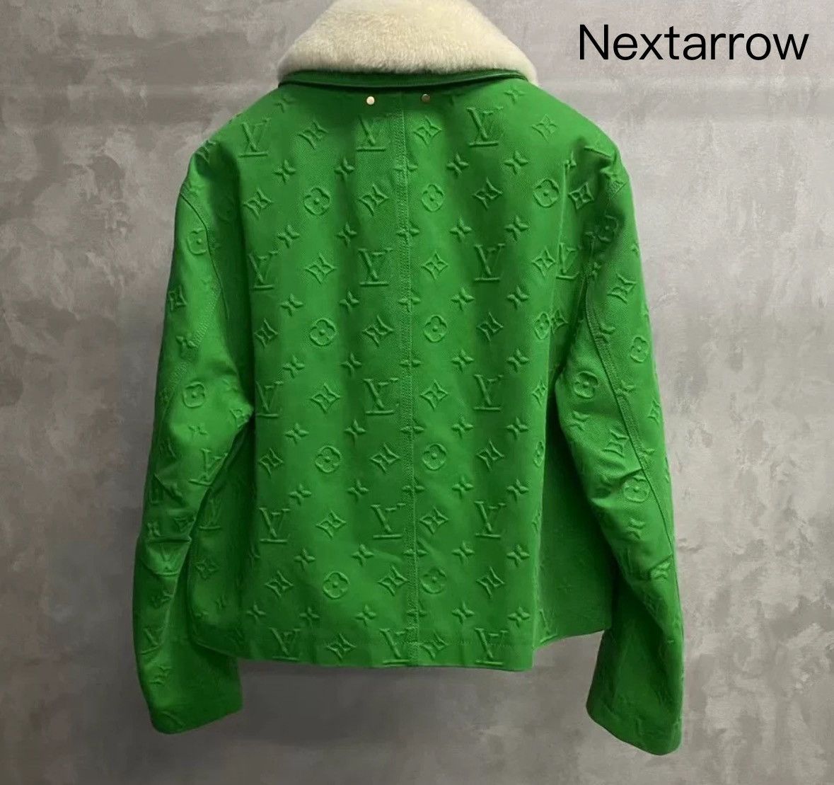 Louis Vuitton Louis Vuitton full print logo lamb fur collar jacket Size US M / EU 48-50 / 2 - 2 Thumbnail