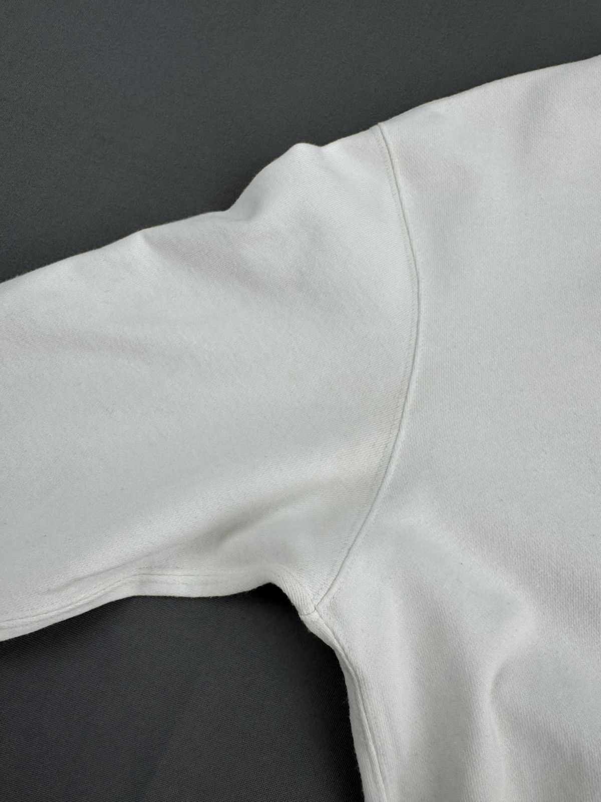 Kaws × Peanuts × Uniqlo Distressed Uniqlo x Kaws x Peanuts Graphic Sweatshirt Size US S / EU 44-46 / 1 - 12 Thumbnail