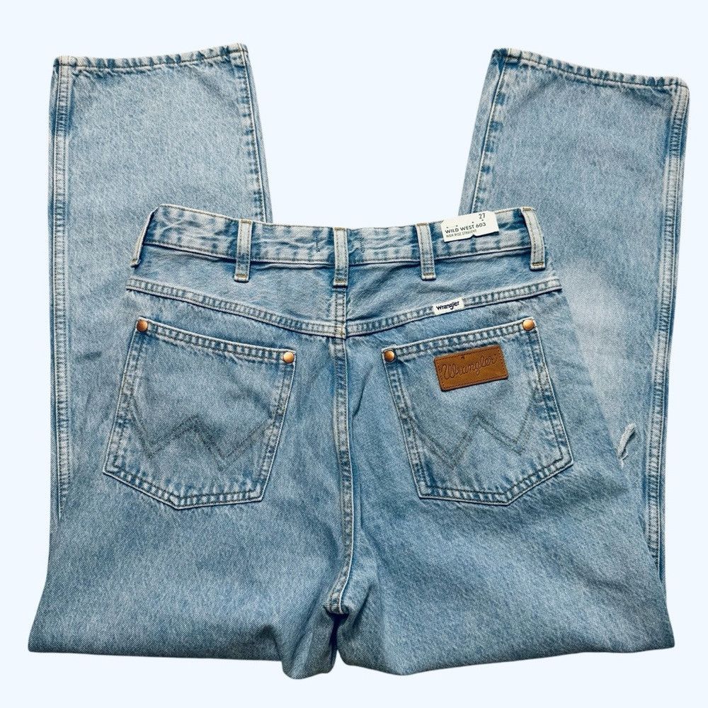 Wrangler NWT New Wrangler Wild West High Rise Straight Destructed Je Size 27" / US 4 / IT 40 - 4 Thumbnail