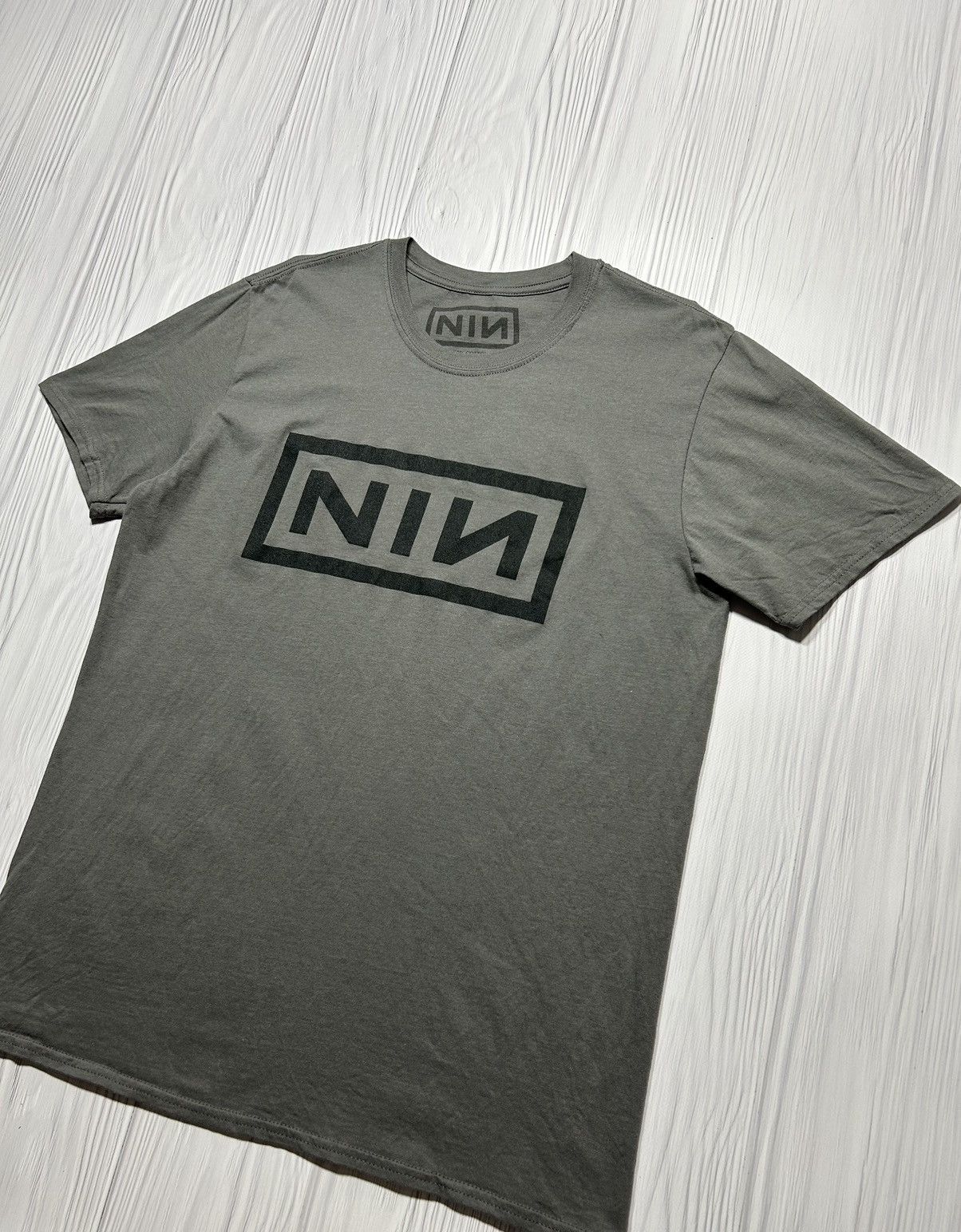 Band Tees Vintage Style NIN Nine Inch Nails Band T-Shirt Size US L / EU 52-54 / 3 - 2 Thumbnail
