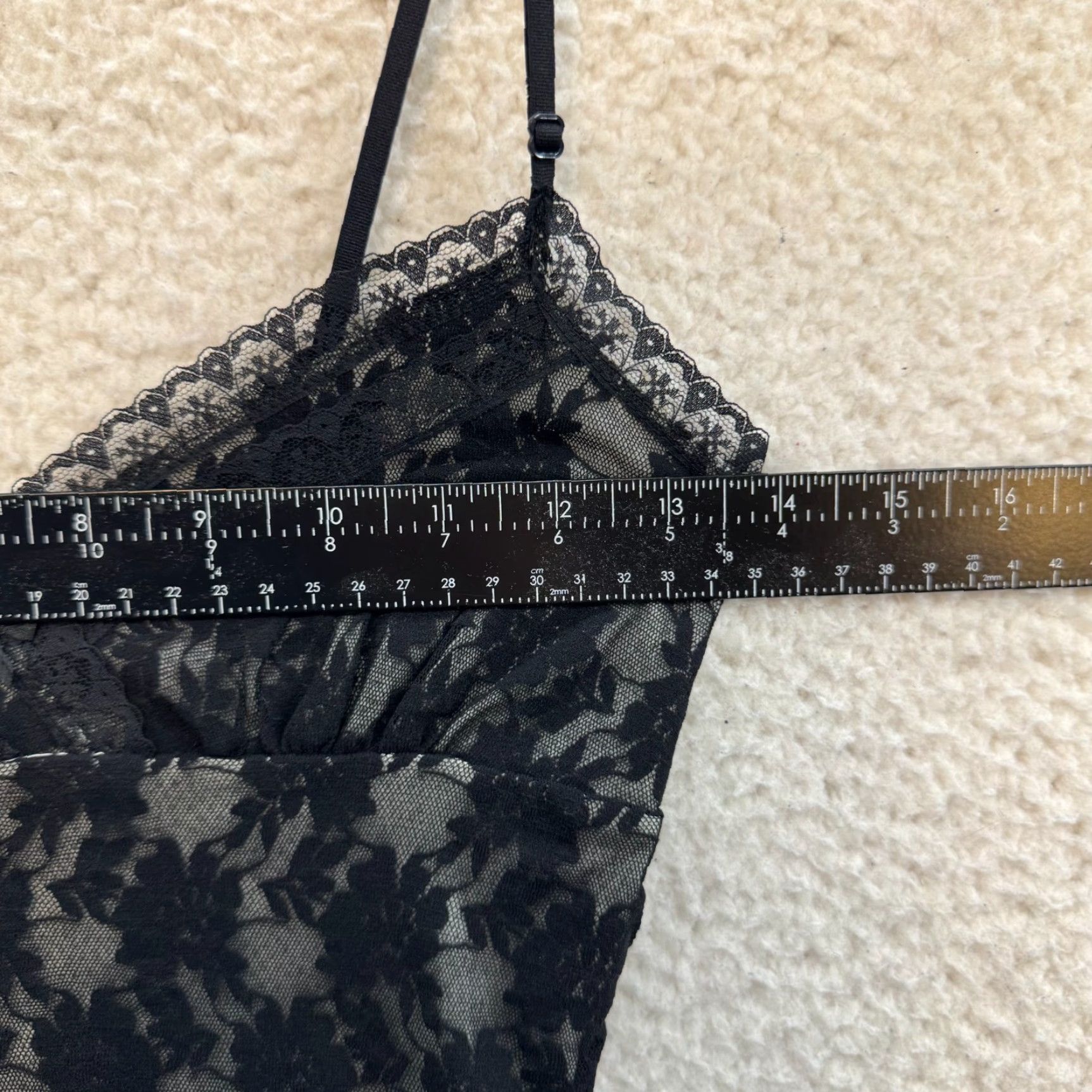 Vintage Vintage 90s Black Lace Goth XS Camisole Tank Top User: Vintage 90s Black Lace Goth XS Camisole Tank Top Size XS / US 0-2 / IT 36-38 - 4 Thumbnail