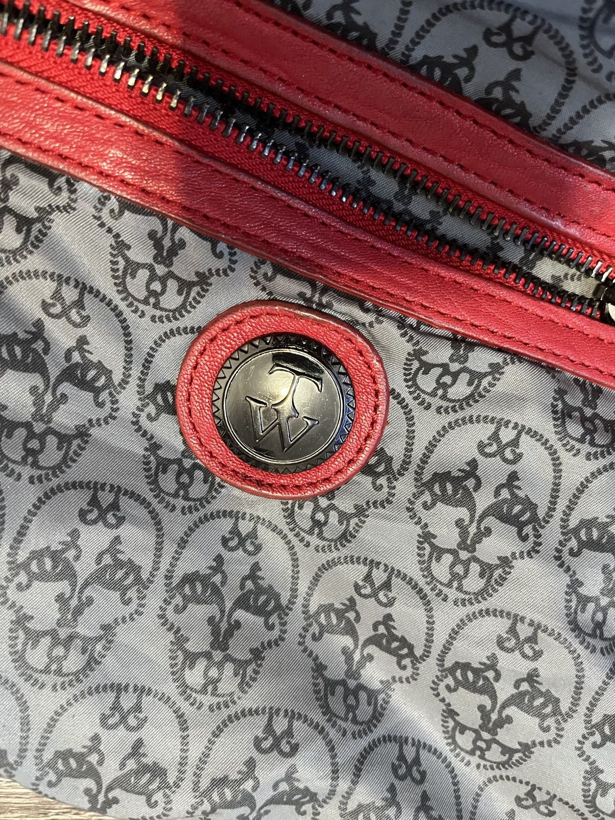 Thomas Wylde Thomas Wylde Red Leather Skull Foldover Clutch Handbag Size ONE SIZE - 8 Thumbnail