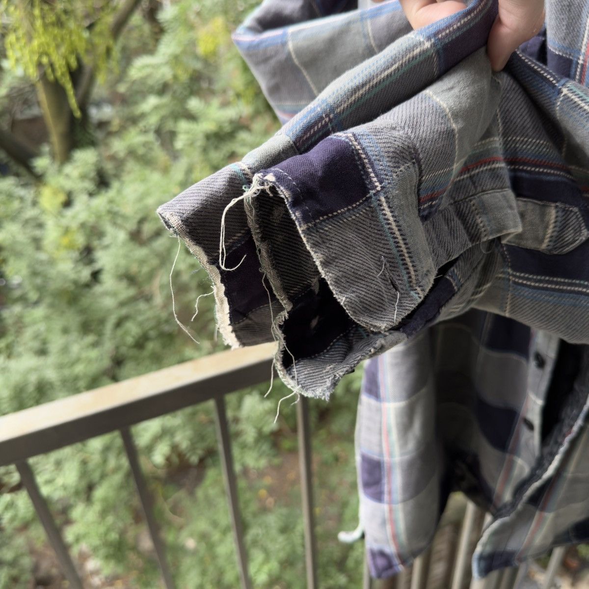 Vintage Thrashed Faded Distressed Flannel Shirt Jacket ERD Grunge Size US L / EU 52-54 / 3 - 7 Thumbnail