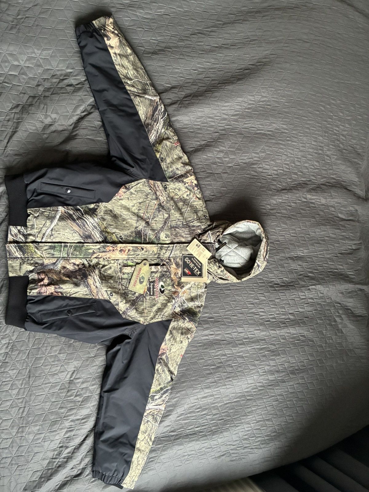 Supreme Supreme Gore-Tex Mossy Oak Jacket SS26 Size L DSWT Size US L / EU 52-54 / 3 - 6 Thumbnail