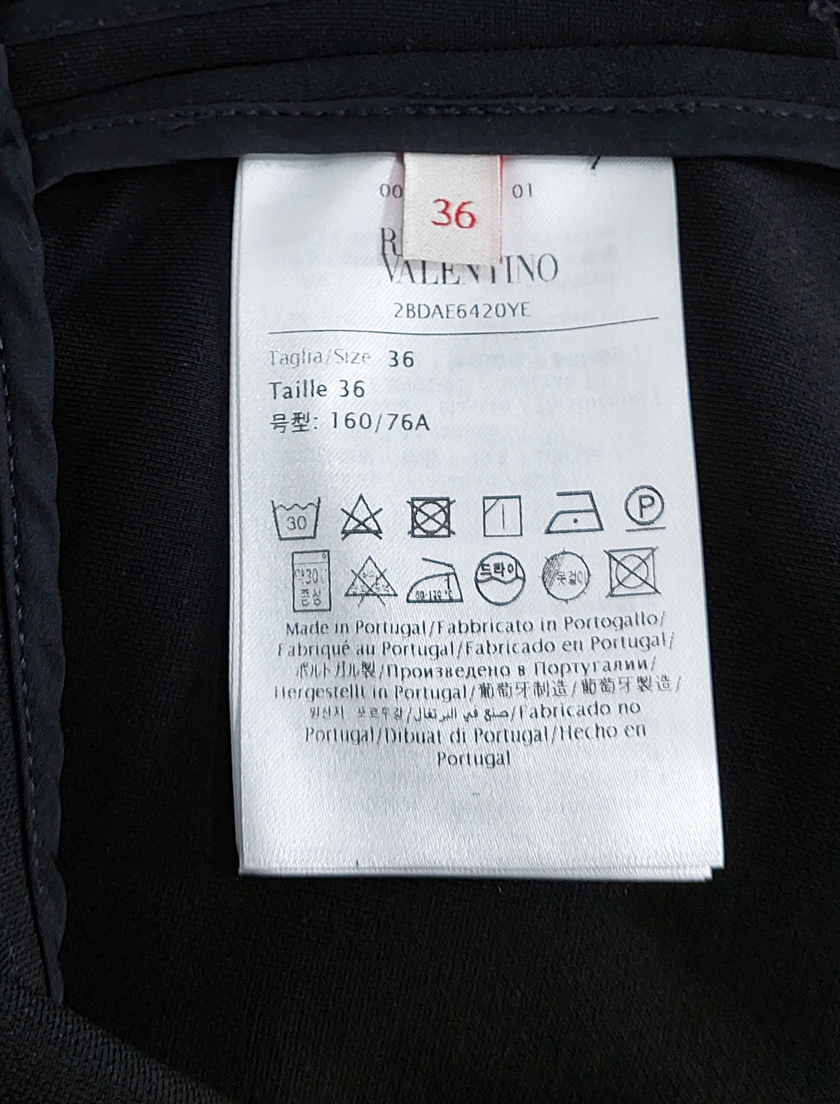 RED Valentino belted viscose half zip LS mini dress - black 36 Size XS / US 0-2 / IT 36-38 - 4 Thumbnail
