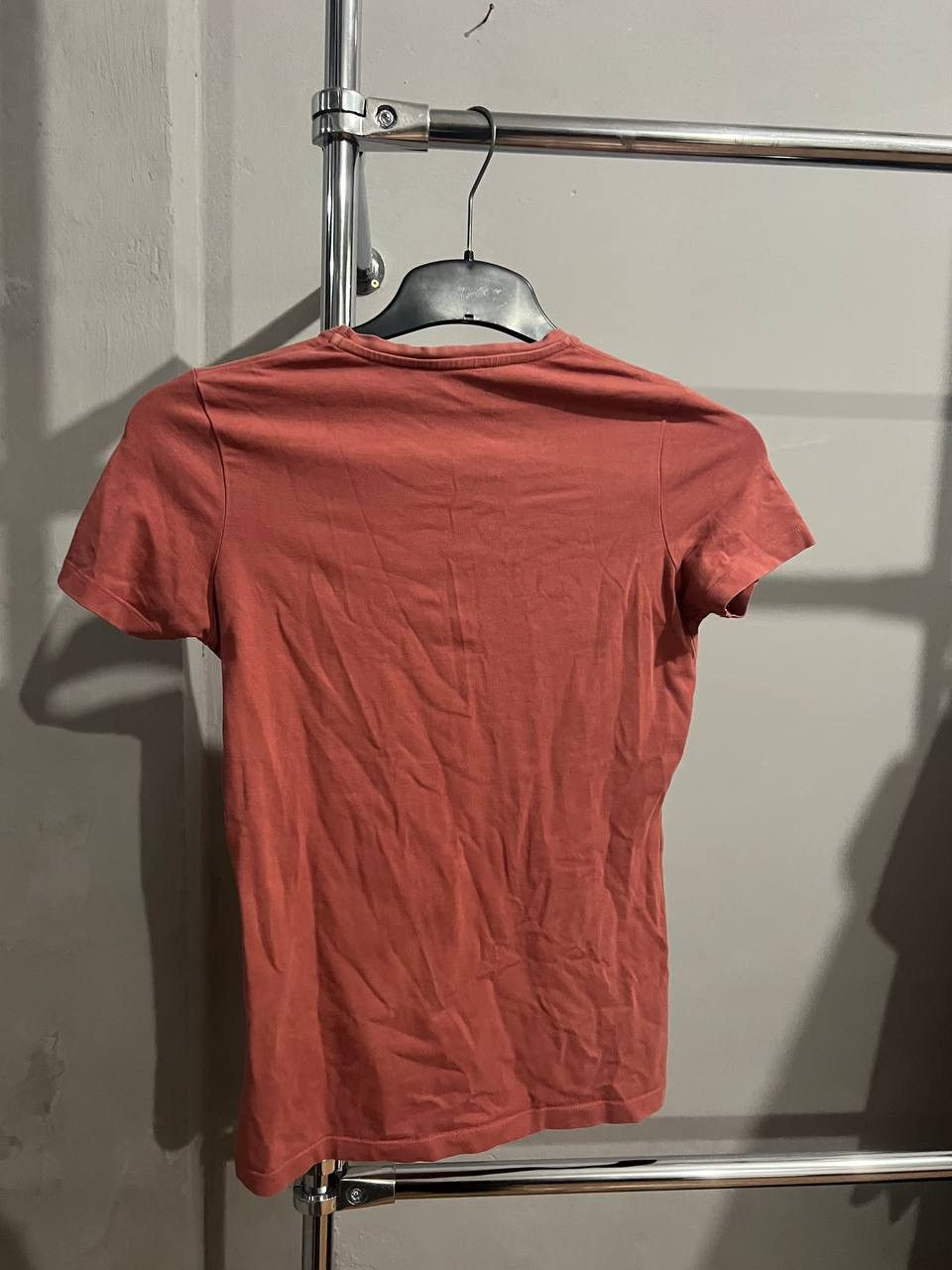 Burberry BURBERRY LONDON WOMEN BIG LOGO CLASSIC T SHIRT SIZE S Size S / US 4 / IT 40 - 11 Thumbnail