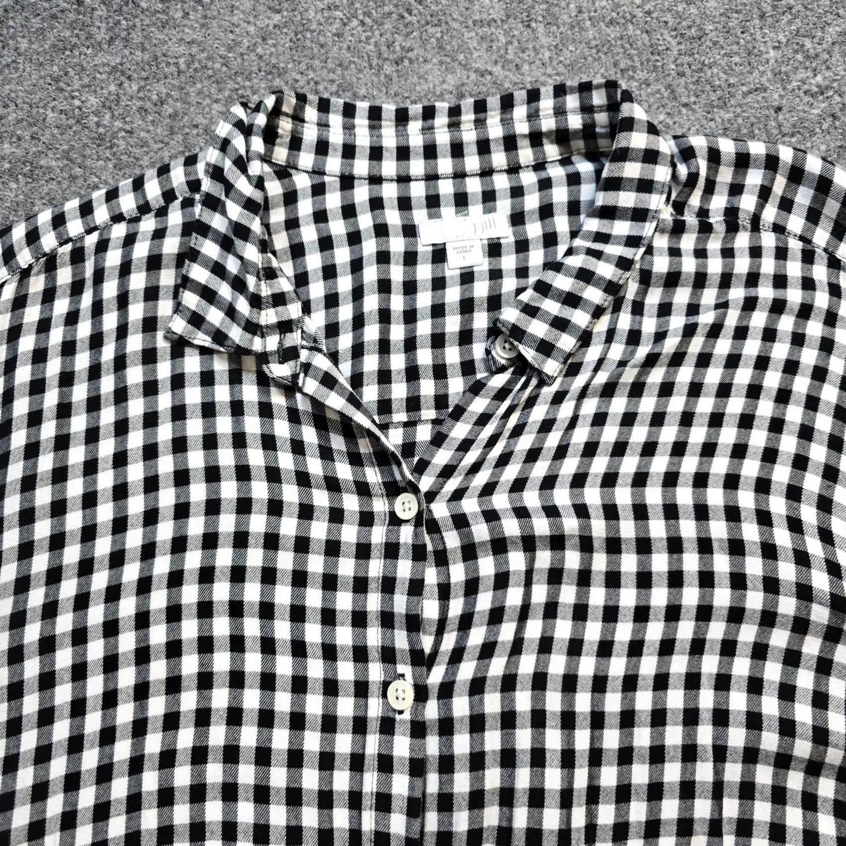 J. Jill J. Jill Blouse Womens Large Black Plaid Button Pocket Long Sleeve Casual Career Shirt Size L / US 10 / IT 46 - 2 Thumbnail