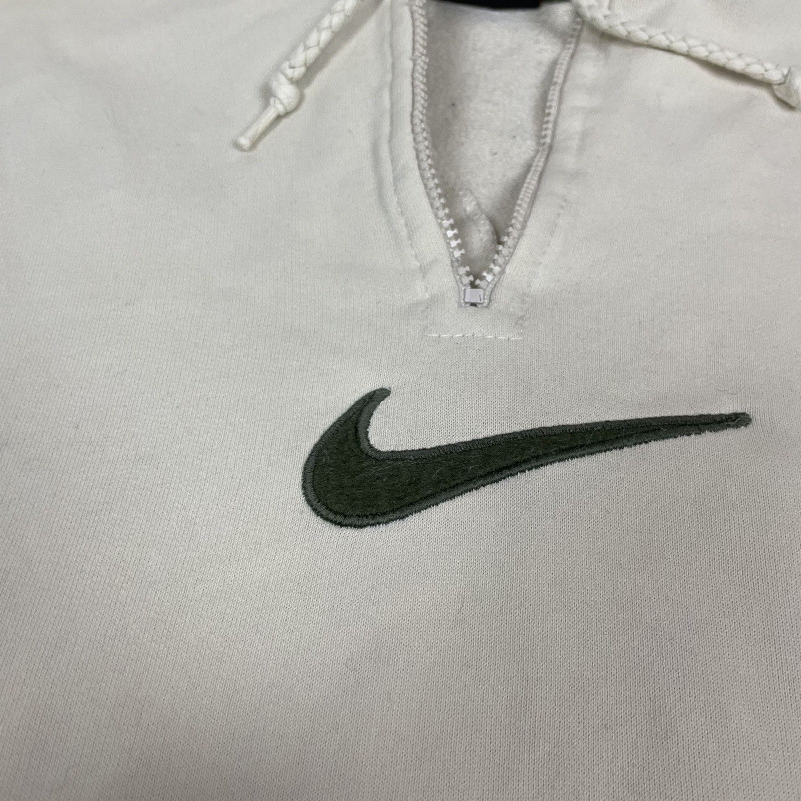 Nike × Vintage Vintage Nike Women's Beige Centre Logo Swoosh Hoodie M(8-10) Size M / US 6-8 / IT 42-44 - 4 Thumbnail