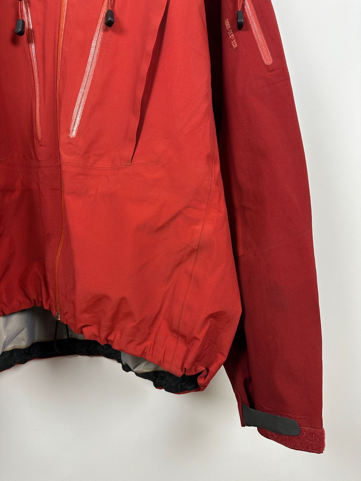 Arc'teryx 00s Vintage Arcteryx Alpha SV Gore Tex XCR Sangaria Jacket Size US XL / EU 56 / 4 - 6 Thumbnail