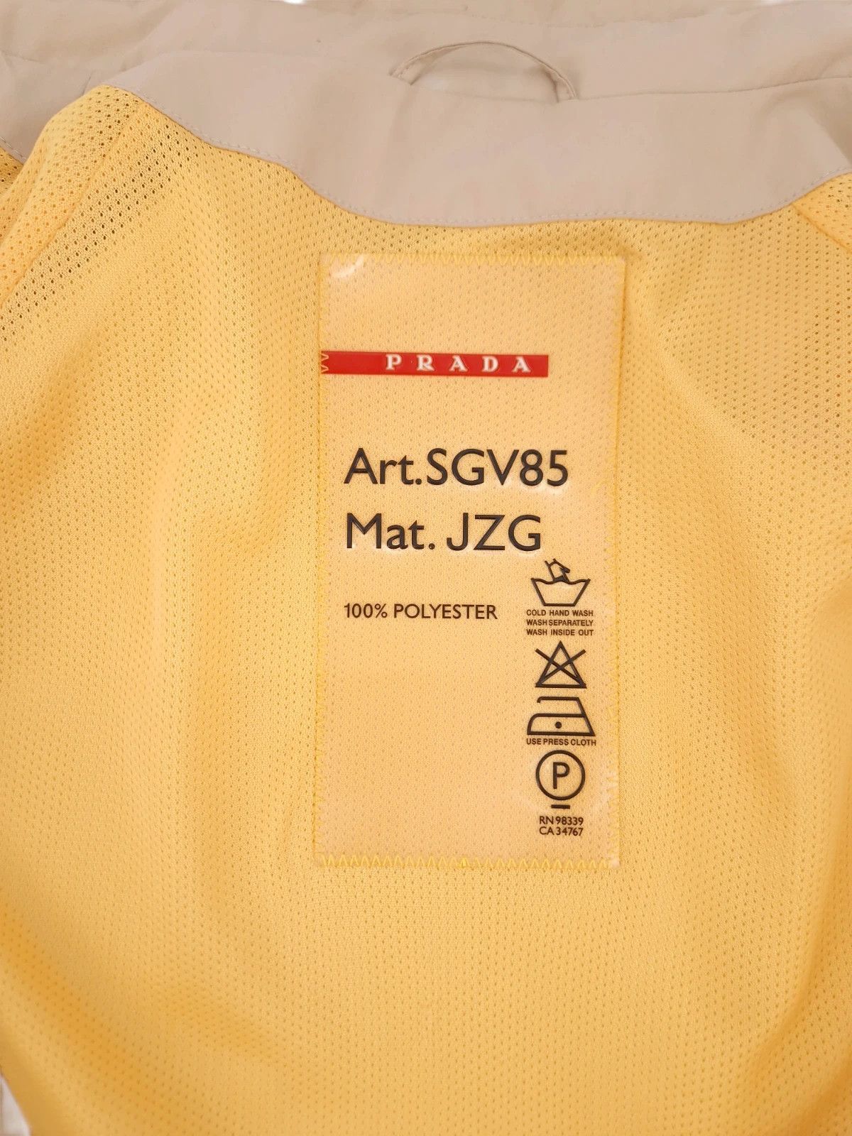 Prada Prada Sport Gore-Tex Jacket Size US L / EU 52-54 / 3 - 5 Thumbnail