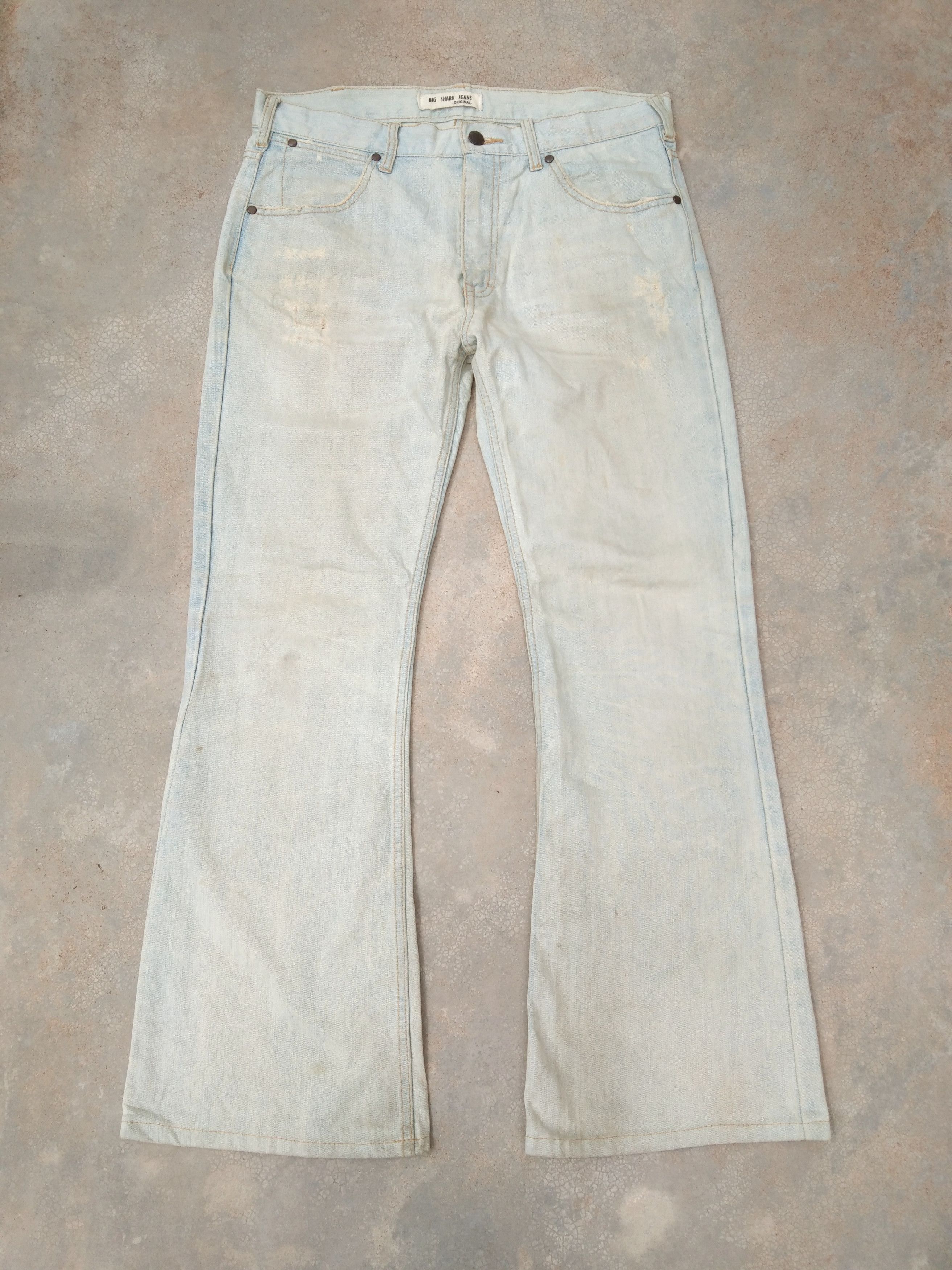 Japanese Brand Vintage Japanese Brand Rusty Wash Flared Jeans 33x30 Size US 33 - 1 Thumbnail