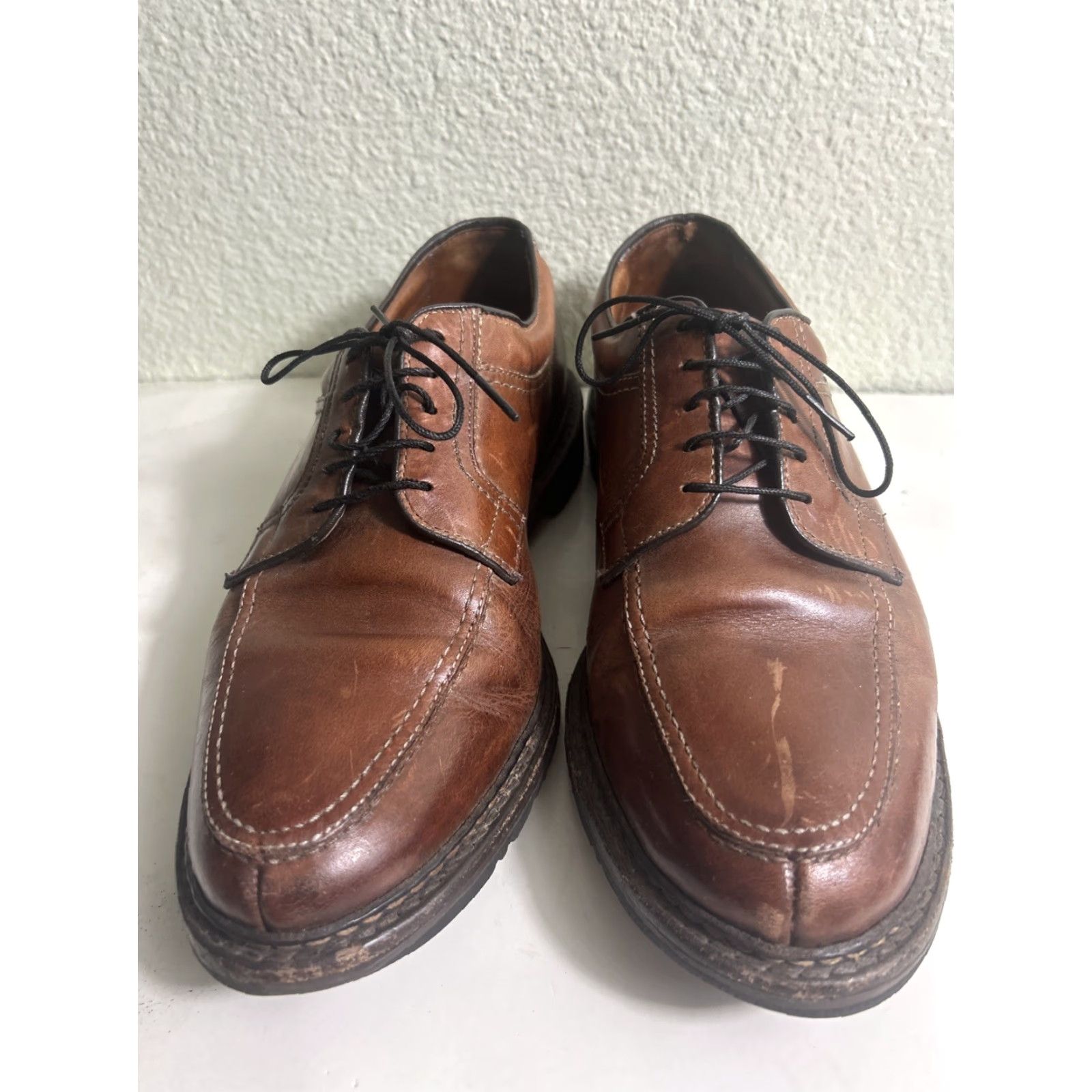 Allen Edmonds Allen Edmonds Wilbert Men's Leather Brown Dress Derby Shoes Walking Casual E 9.5 USA Preppy Size US 10 / EU 43 - 7 Thumbnail