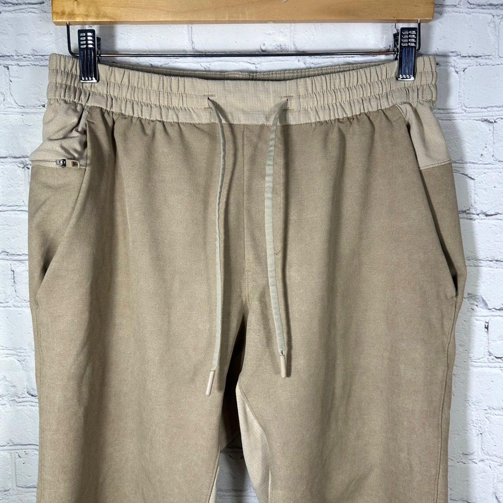 Lululemon Lululemon Mens Joggers License to Train Utility Pants Zip Pocket Adjustable Waist Snap Cuff LM5ABCS Beige Tapered Athletic Inseam 30 Size US 29 - 2 Thumbnail