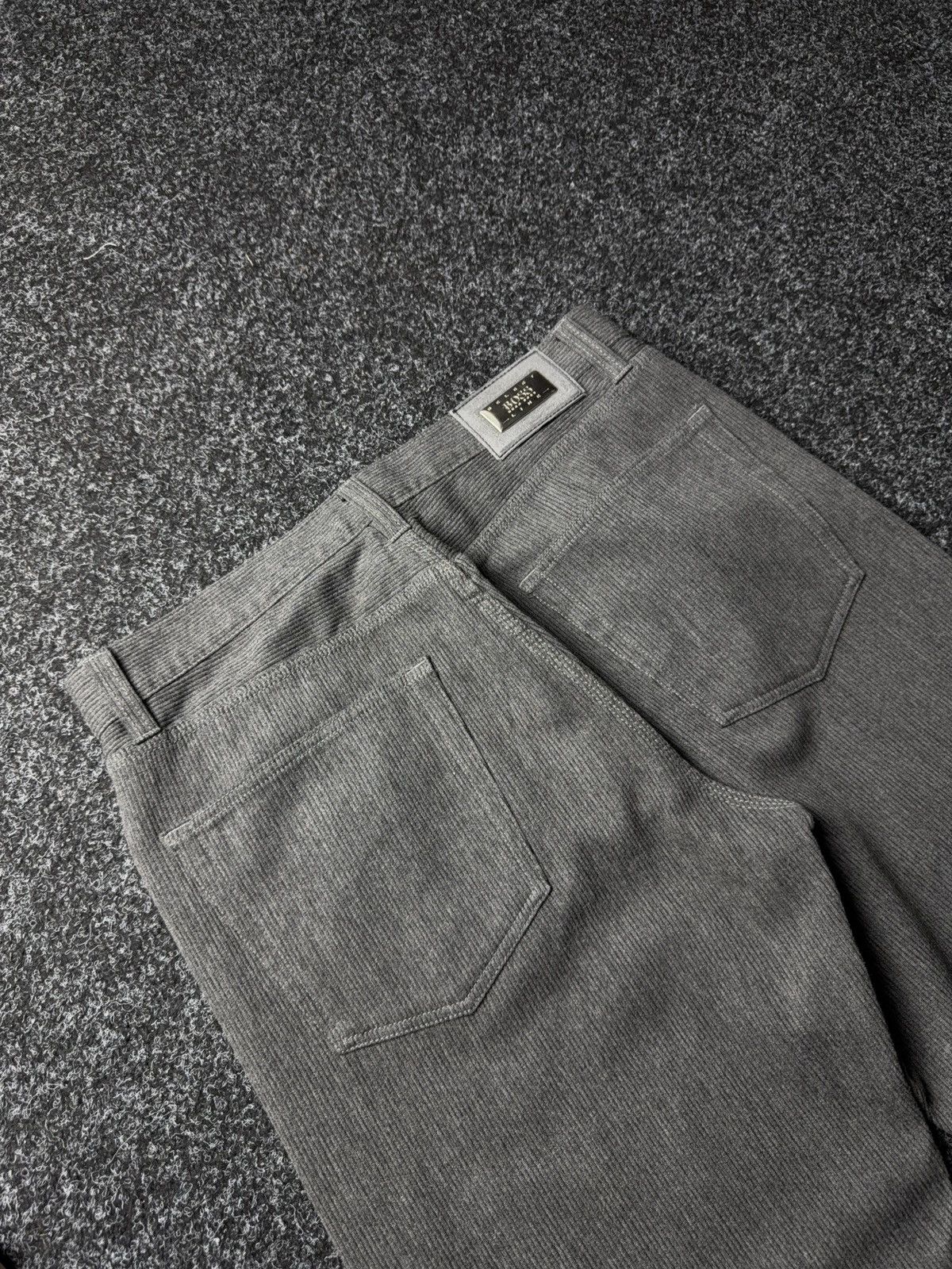 Hugo Boss Vintage 90s Hugo Boss Albama Select Line Corduroy pants Size US 34 / EU 50 - 15 Thumbnail