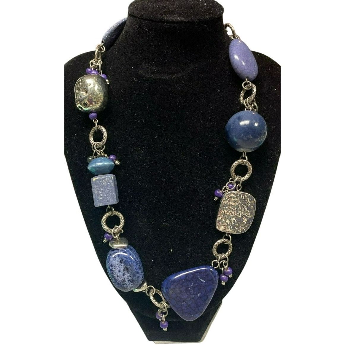 Other Handcrafted Vintage Blue Beaded Necklace With Unique Shapes Size ONE SIZE - 1 Thumbnail